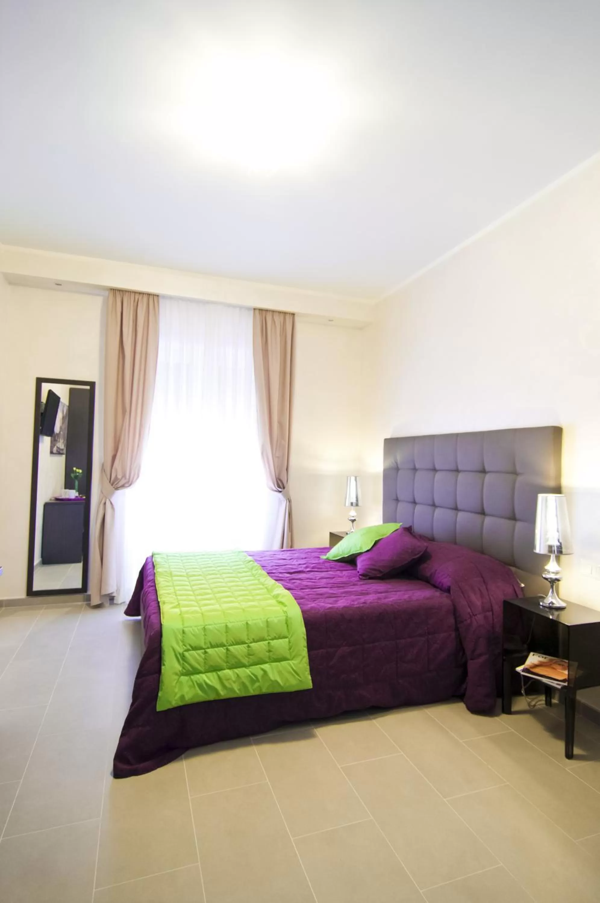 Photo of the whole room, Bed in Domus Fontis