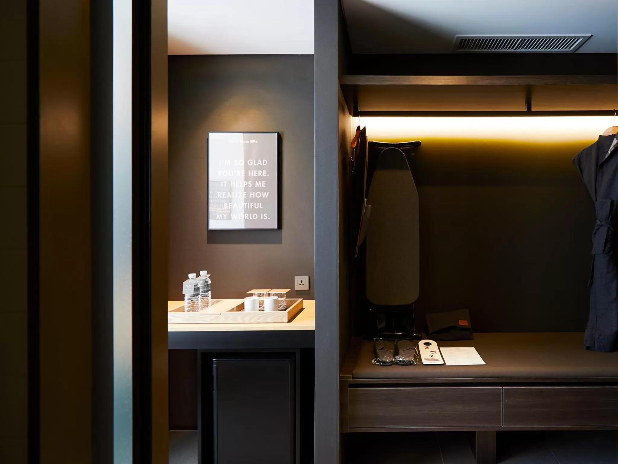 Photo of the whole room in GLAD Mapo