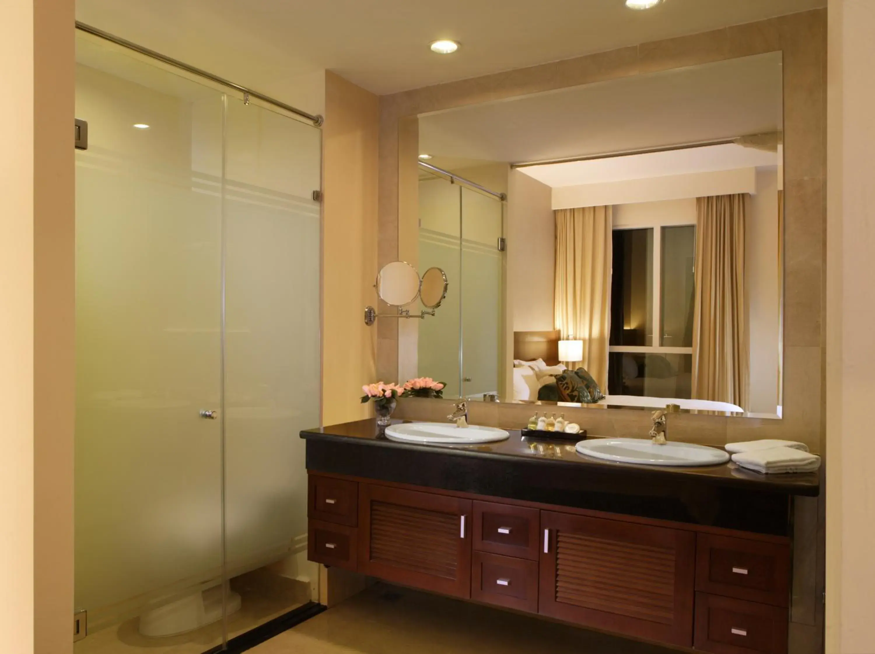 Toilet, Bathroom in Fraser Suites Hanoi