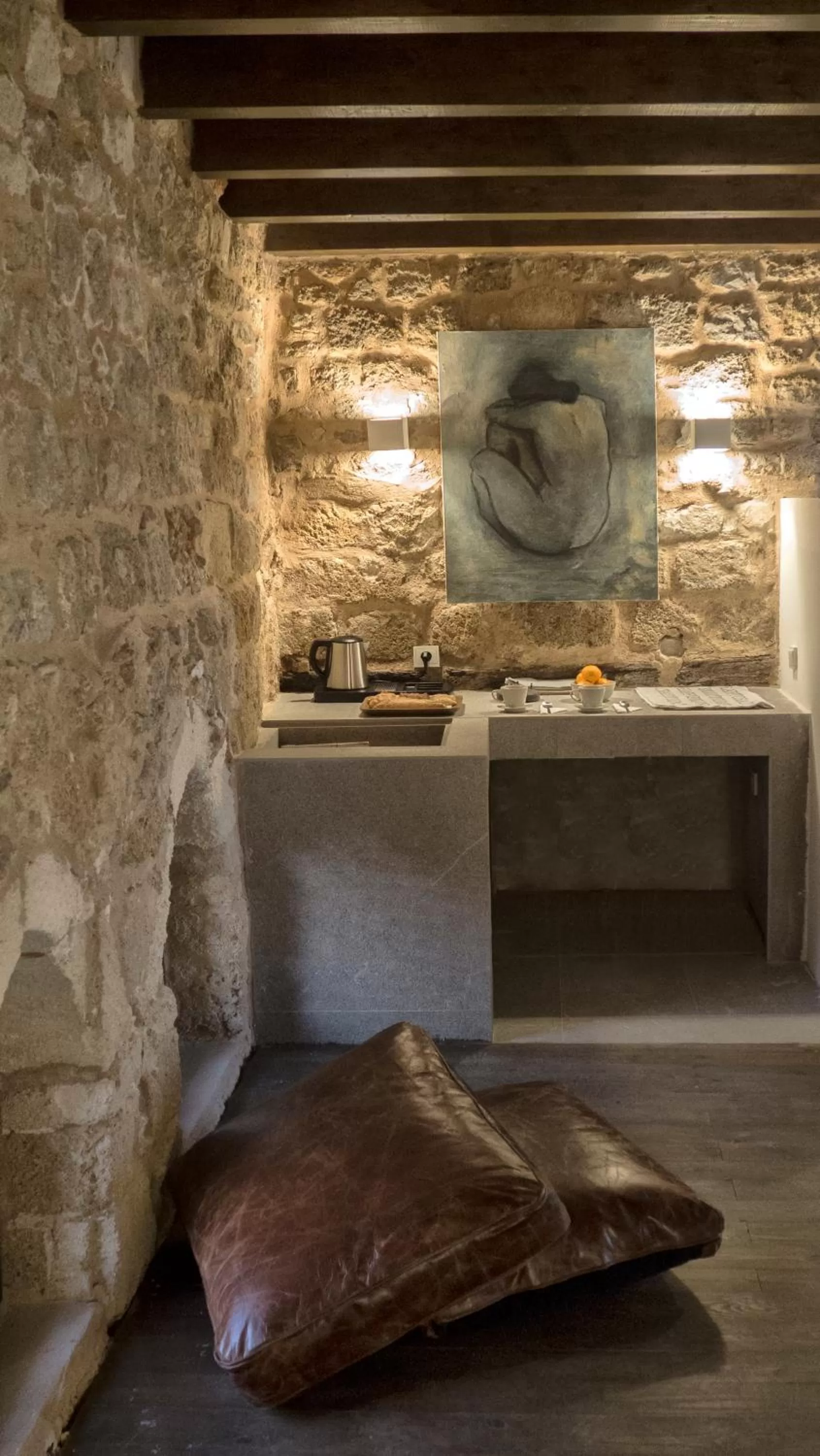 Kitchen or kitchenette in Trinity Boutique Hotel