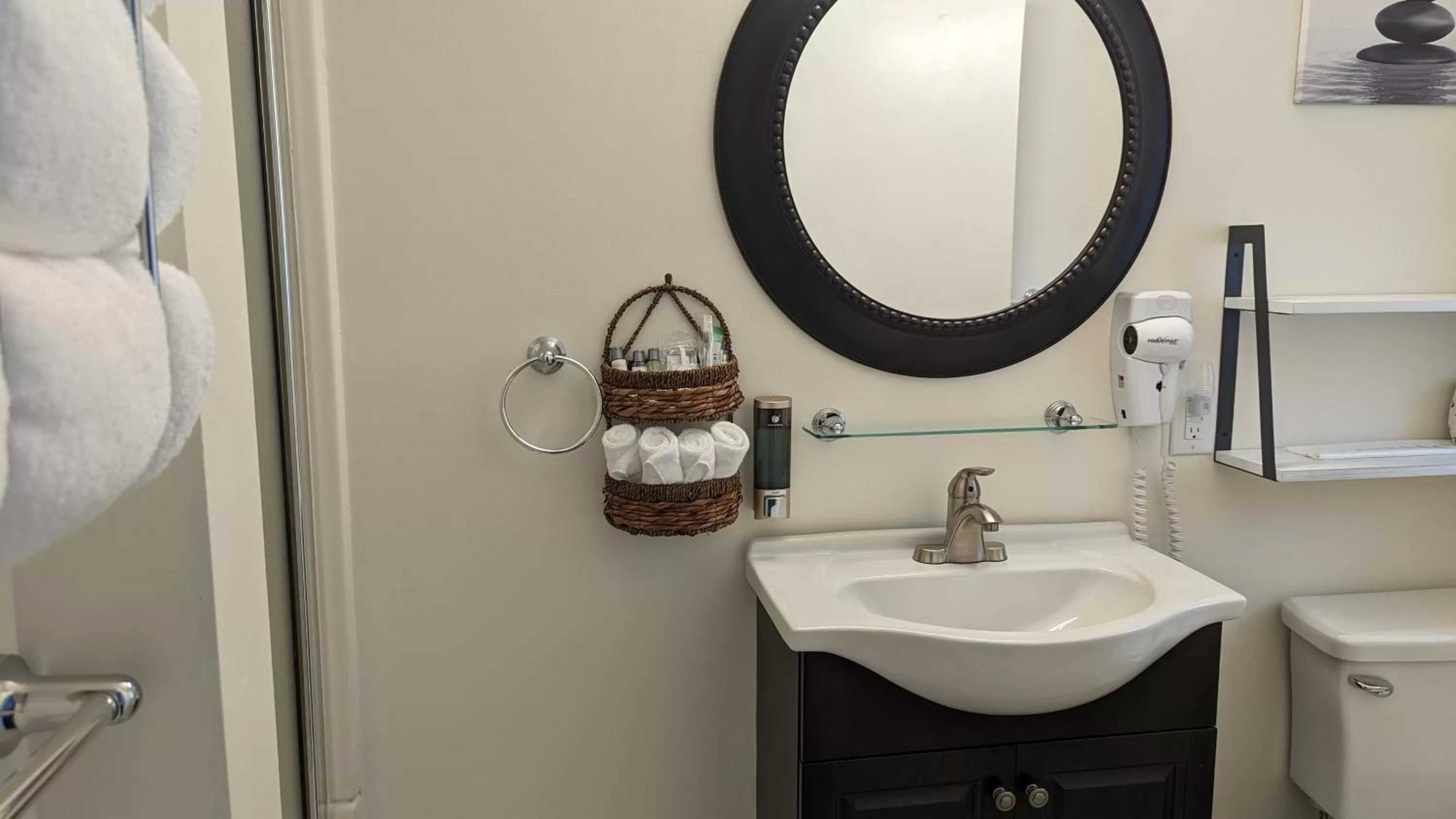 Bathroom in Amherst Inn - Virginia