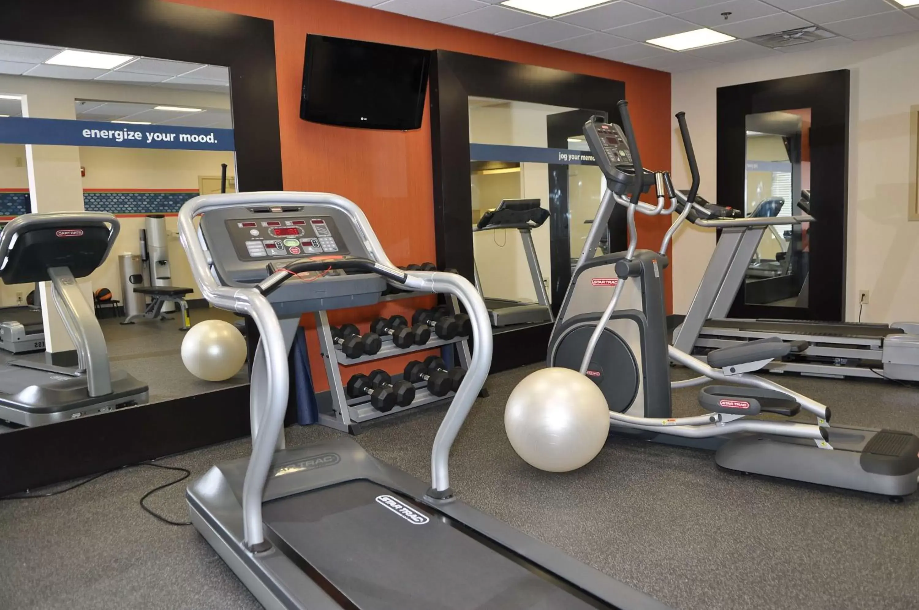 Fitness centre/facilities, Fitness Center/Facilities in Hampton Inn Junction City