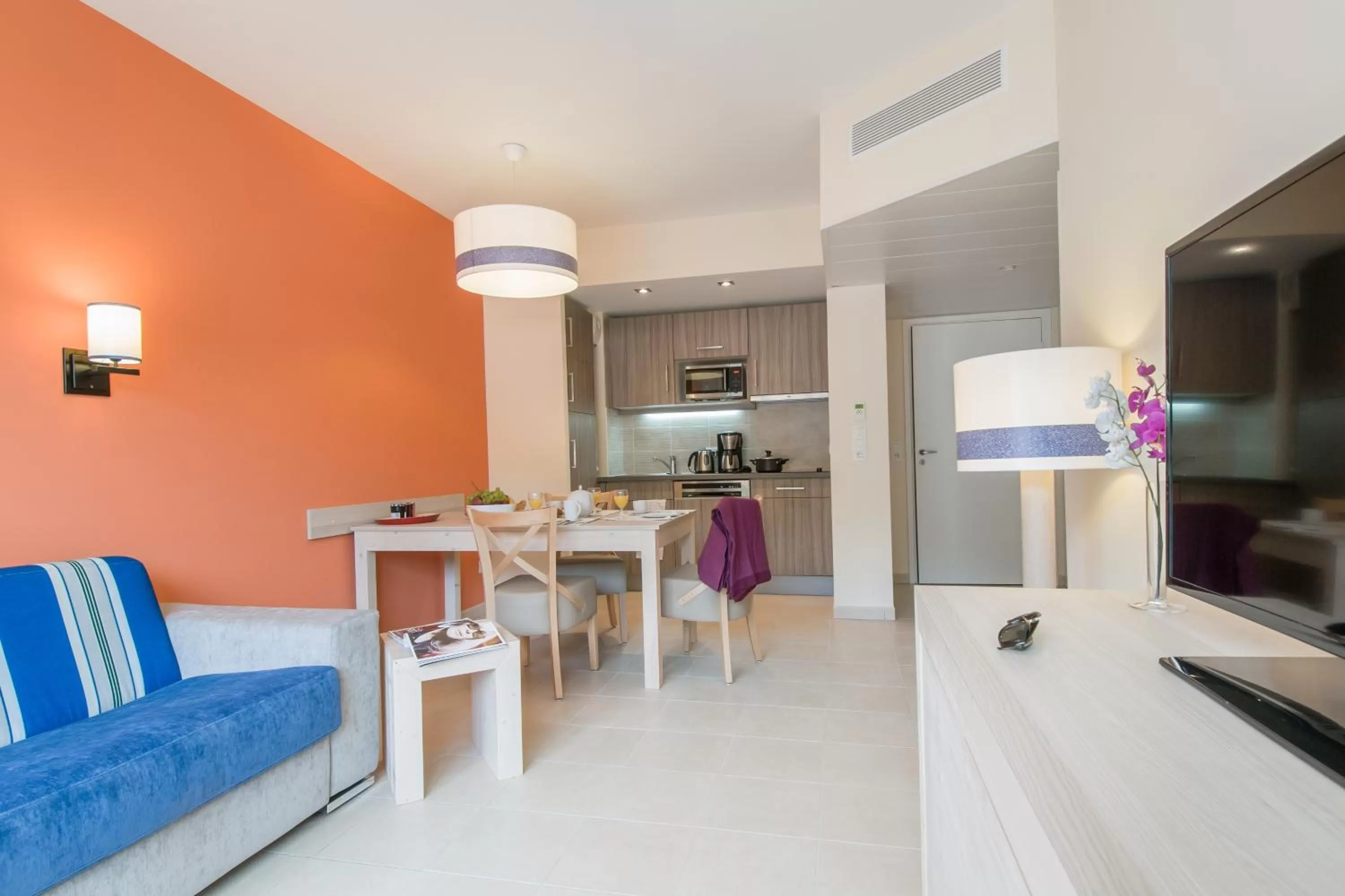 TV and multimedia in Résidence Pierre & Vacances Premium Julia Augusta