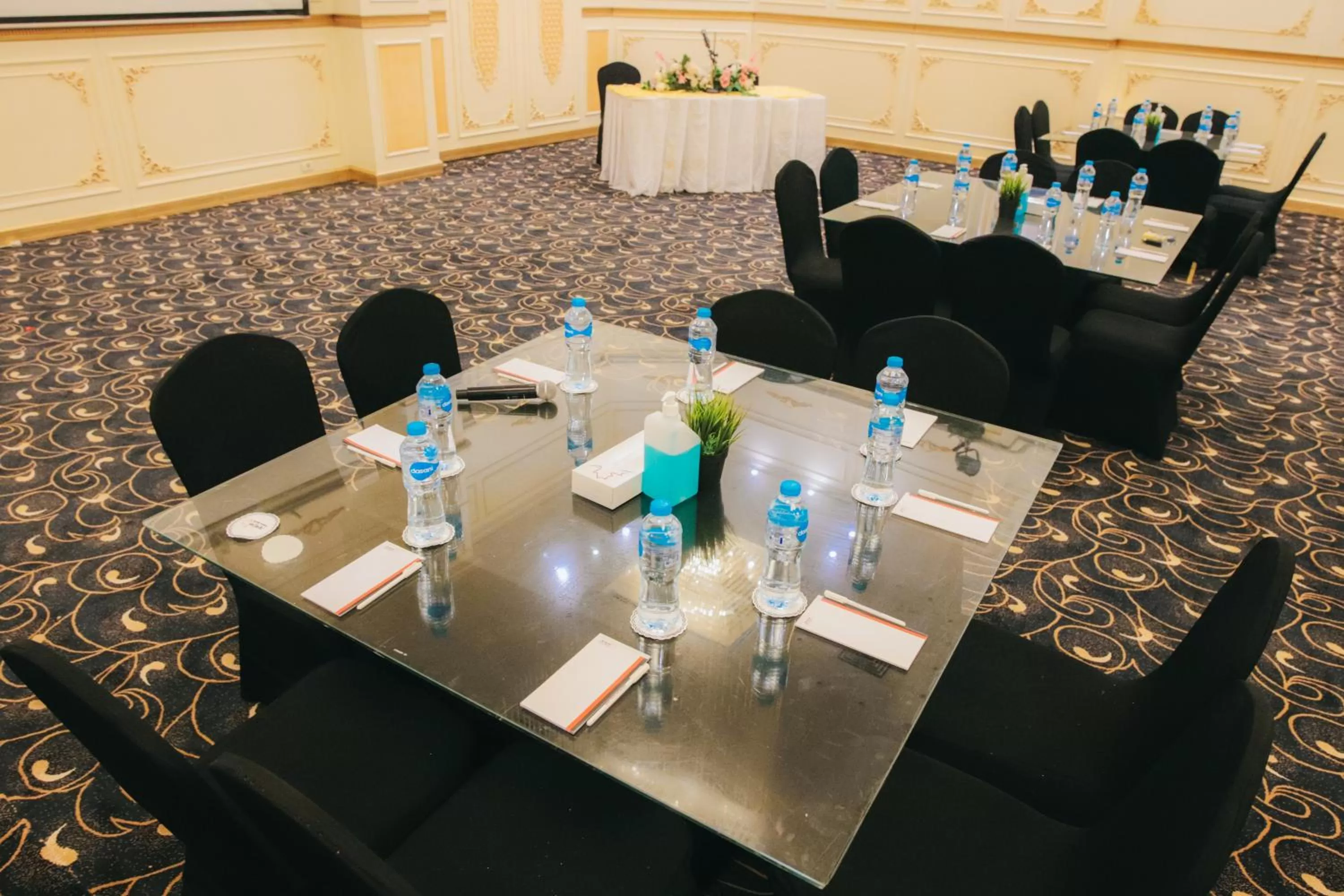 Business facilities in Aracan Portsaid