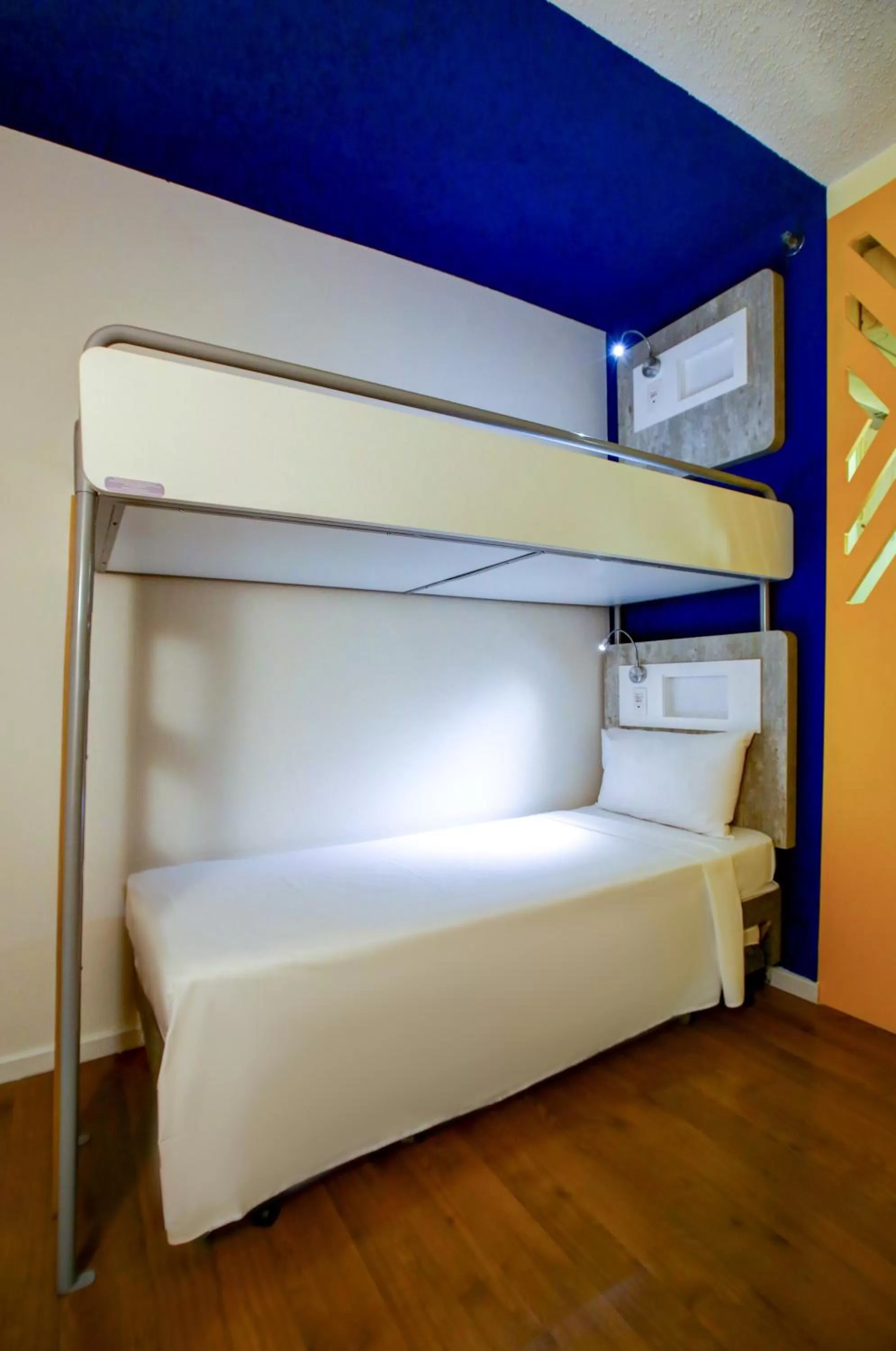 Bed in ibis budget Tambore
