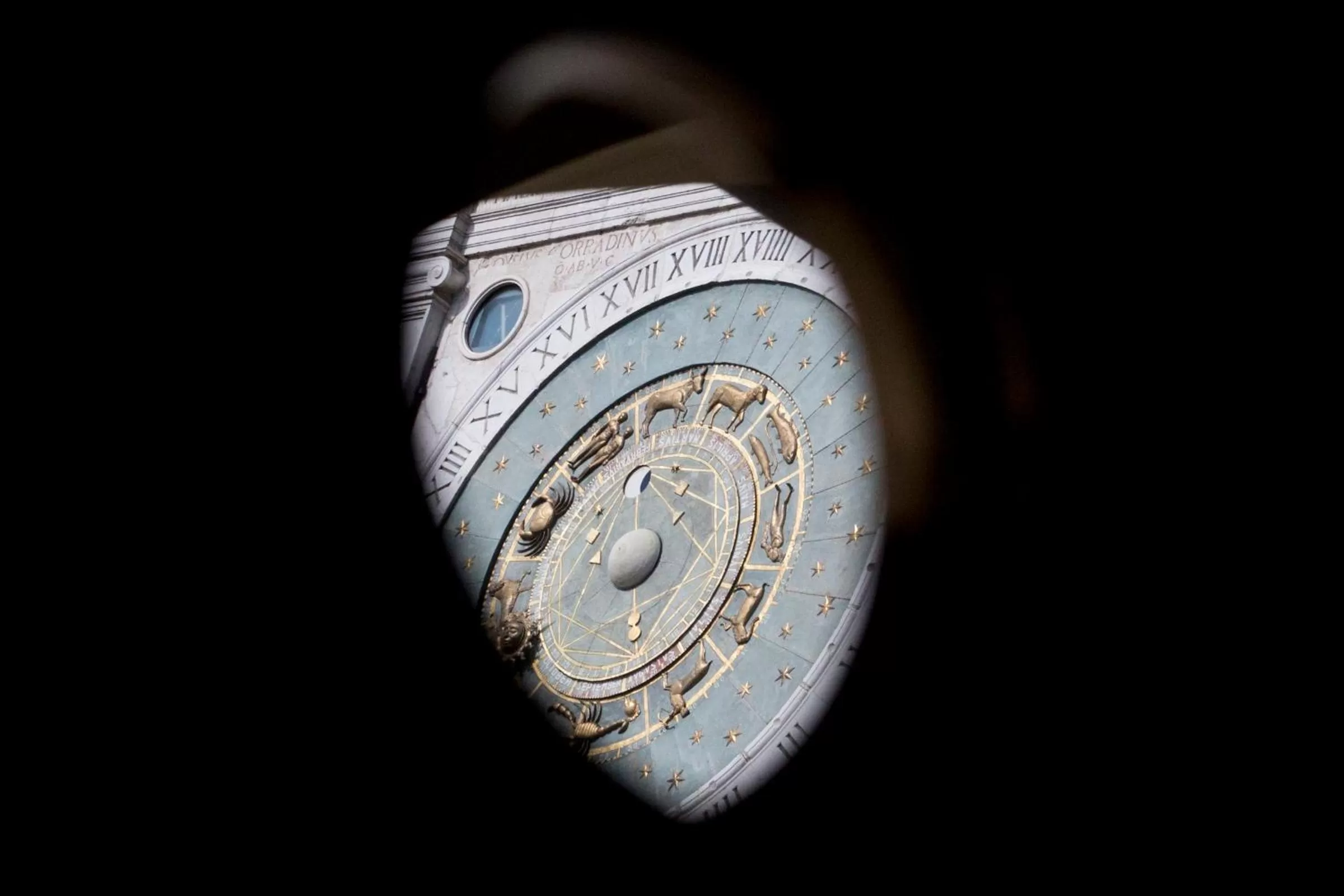 Facade/entrance in Diamantino Town House