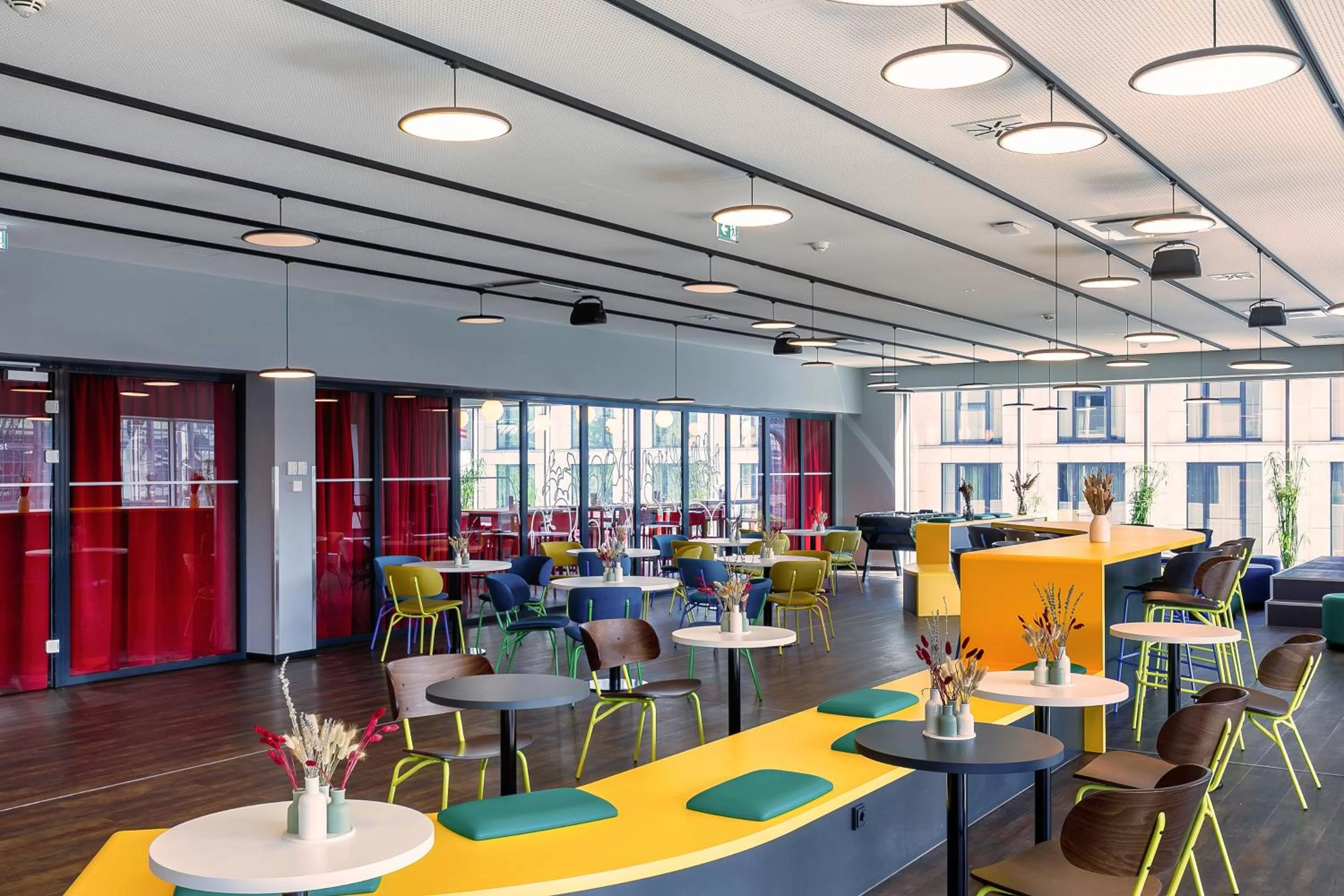 Lounge or bar, Restaurant/Places to Eat in MEININGER Hotel Dresden Zentrum