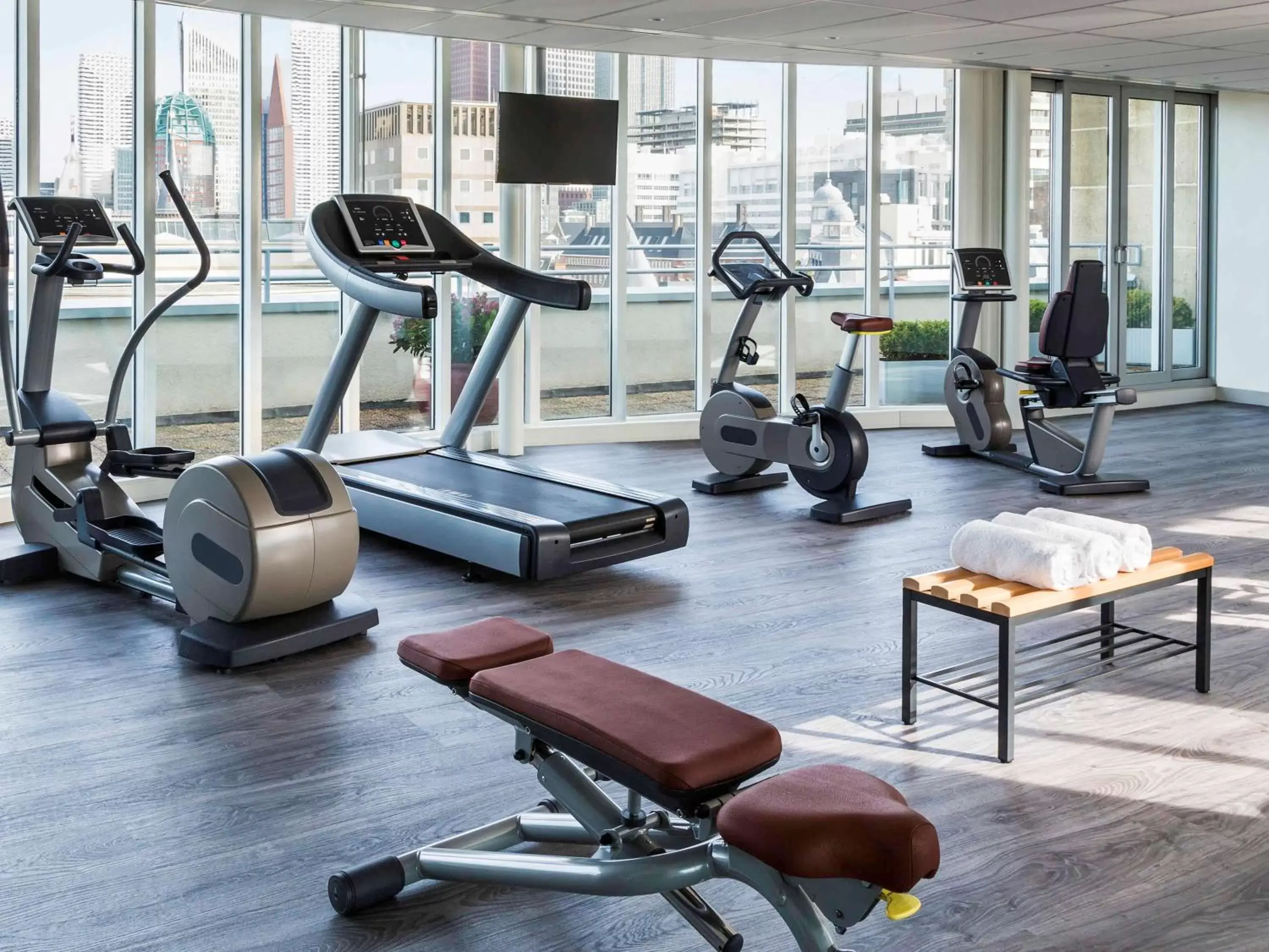 Fitness centre/facilities, Fitness Center/Facilities in Novotel Den Haag City Centre, fully renovated
