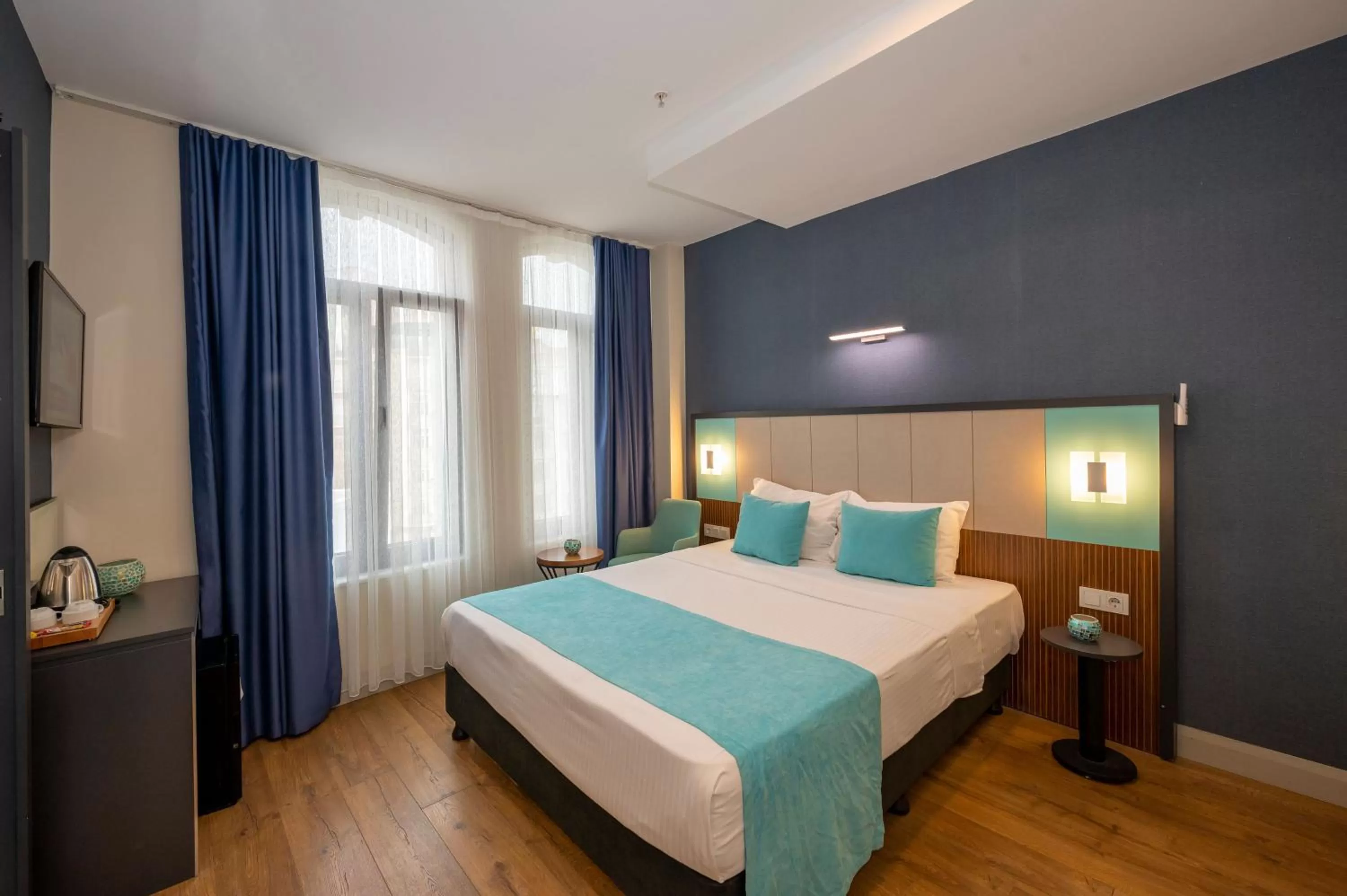 Bed in Juno Hotel Taksim