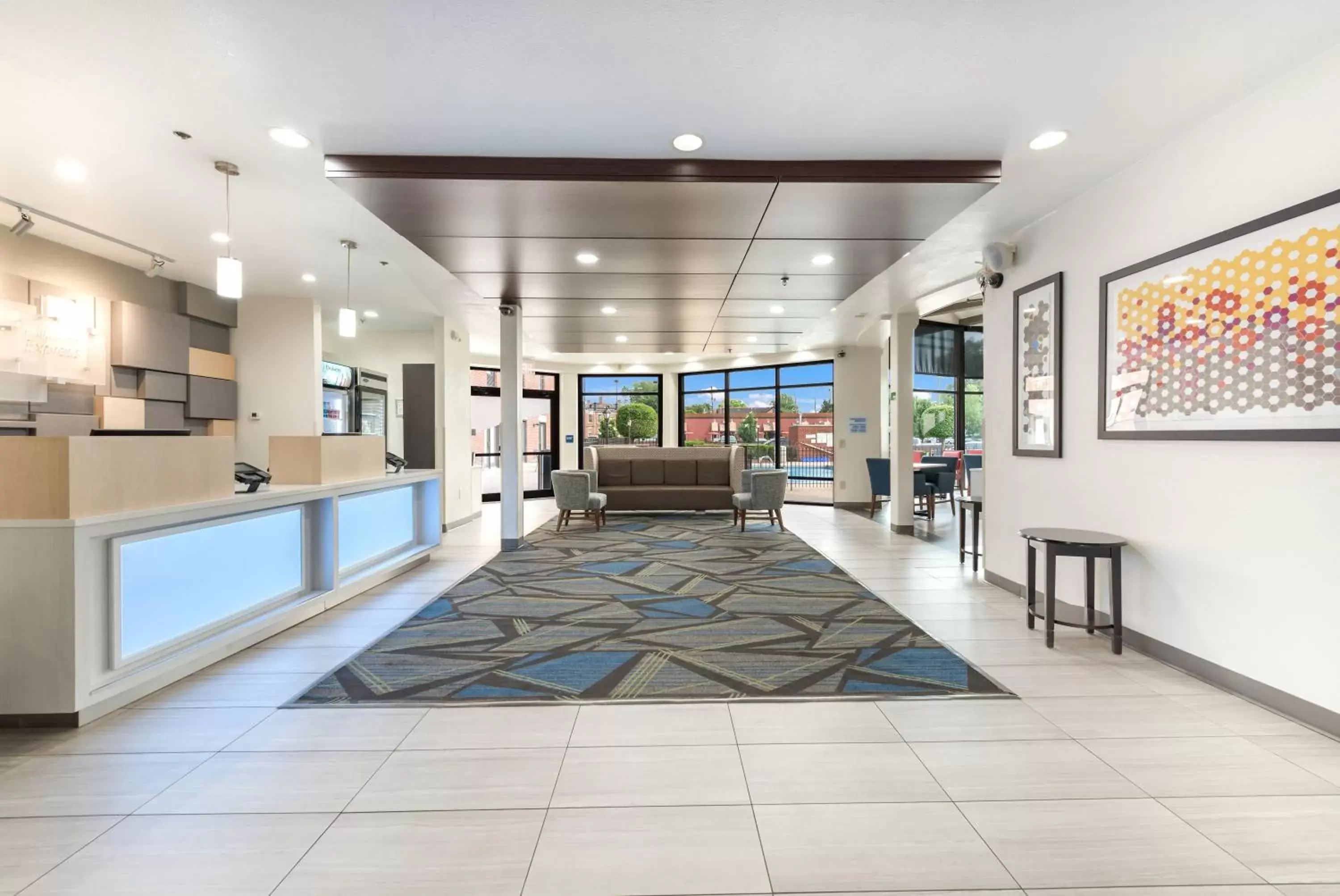 Property building, Lobby/Reception in Holiday Inn Express - Columbus Downtown, an IHG Hotel