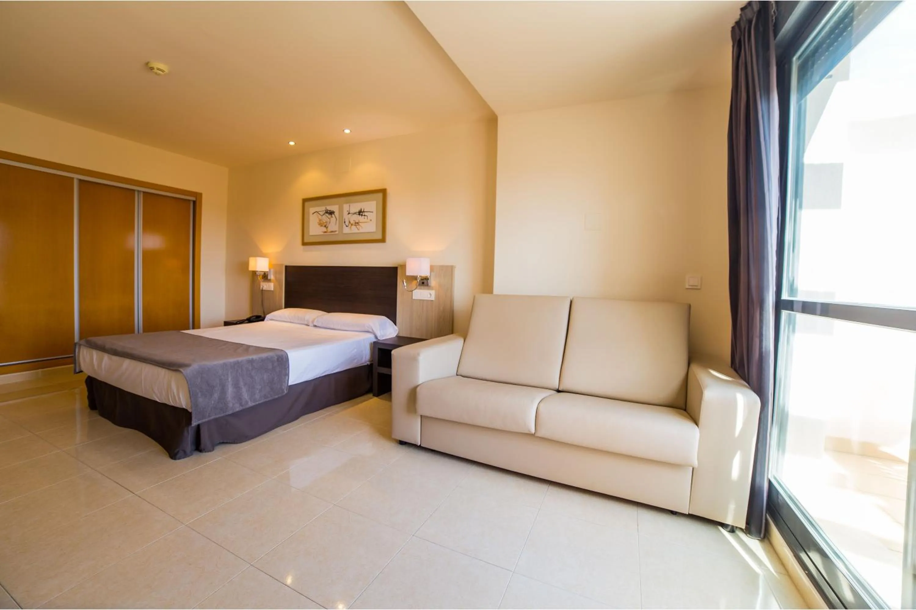 Photo of the whole room in Hotel Adaria Vera