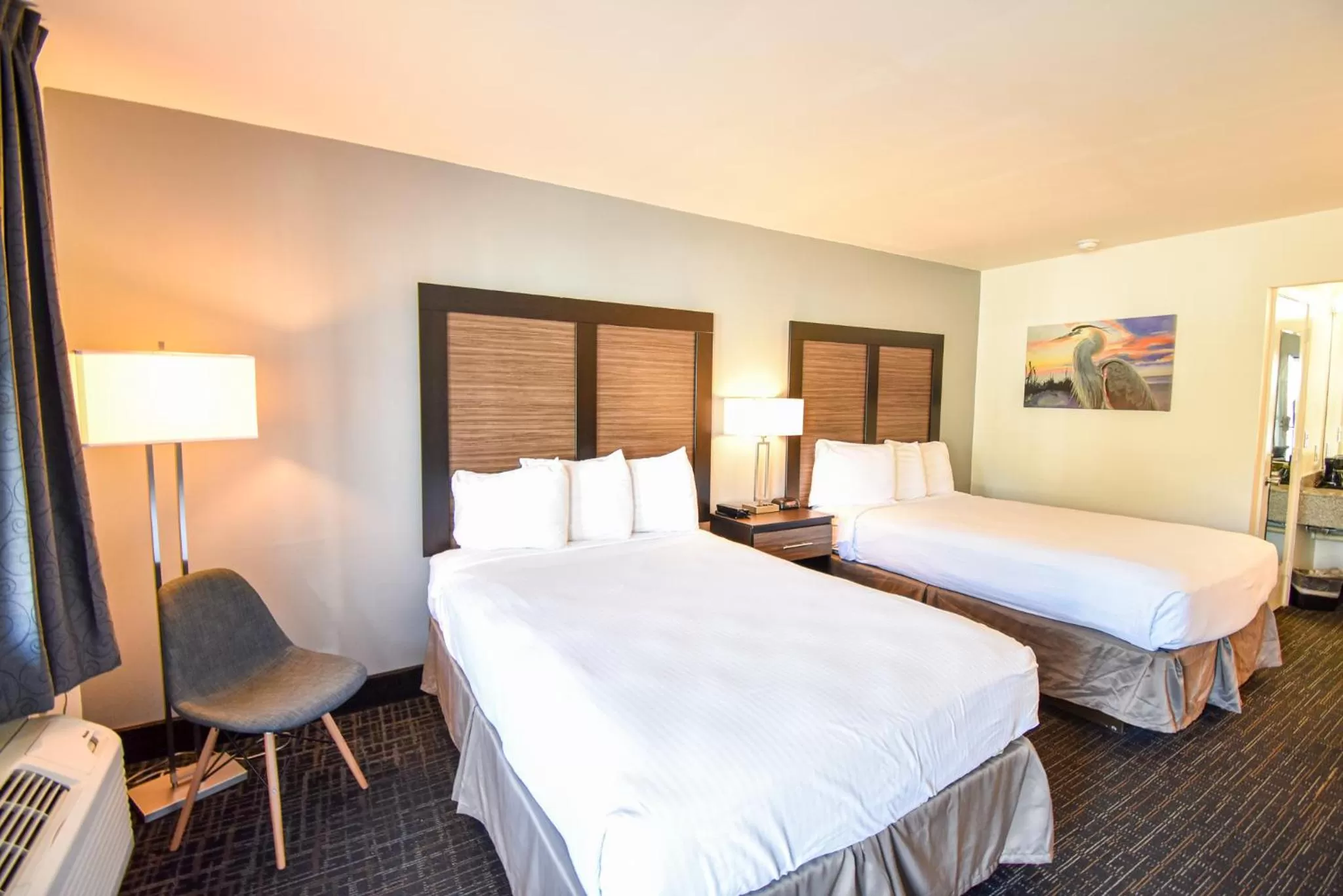 Photo of the whole room, Bed in St. Michaels Inn