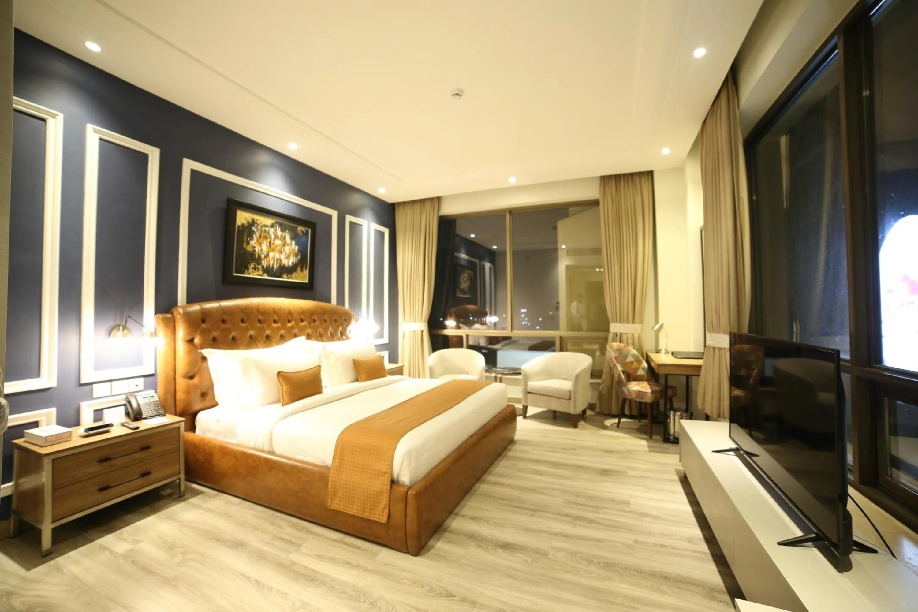 Bed in Best Western Premier Hotel Gulberg Lahore