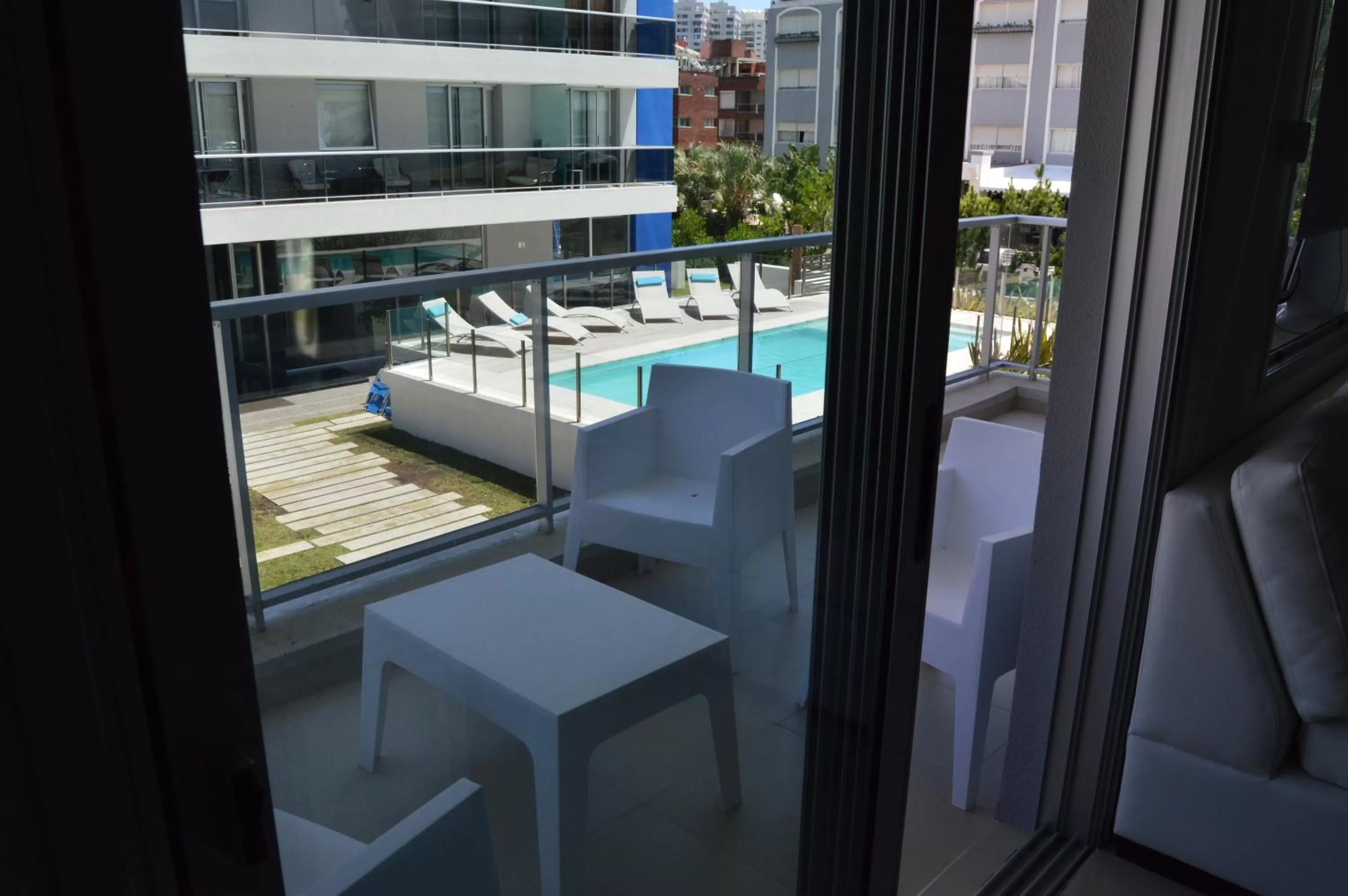 Balcony/Terrace, Pool View in Arenas del mar