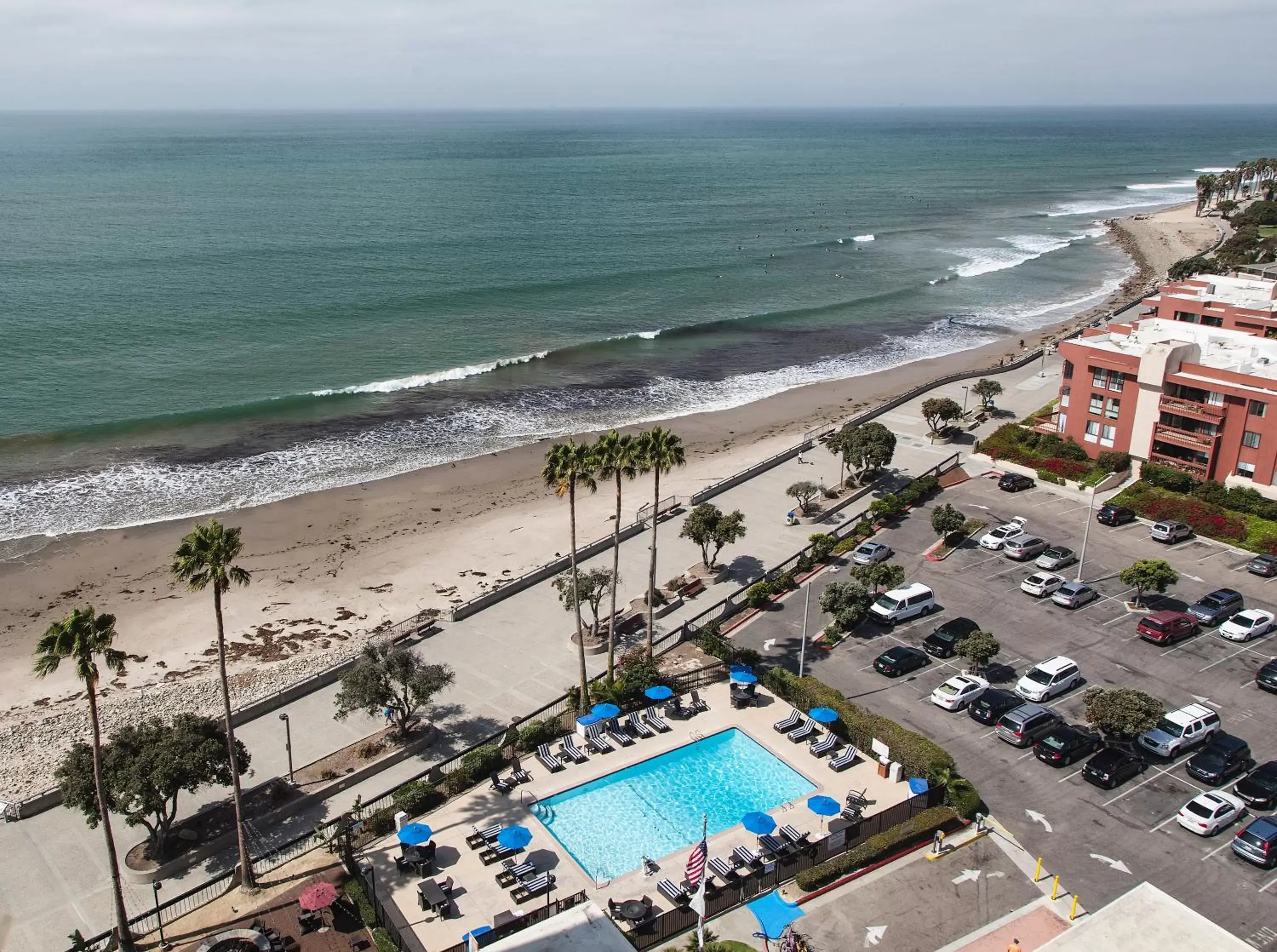 Beach, Bird's-eye View in Crowne Plaza Hotel Ventura Beach, an IHG Hotel