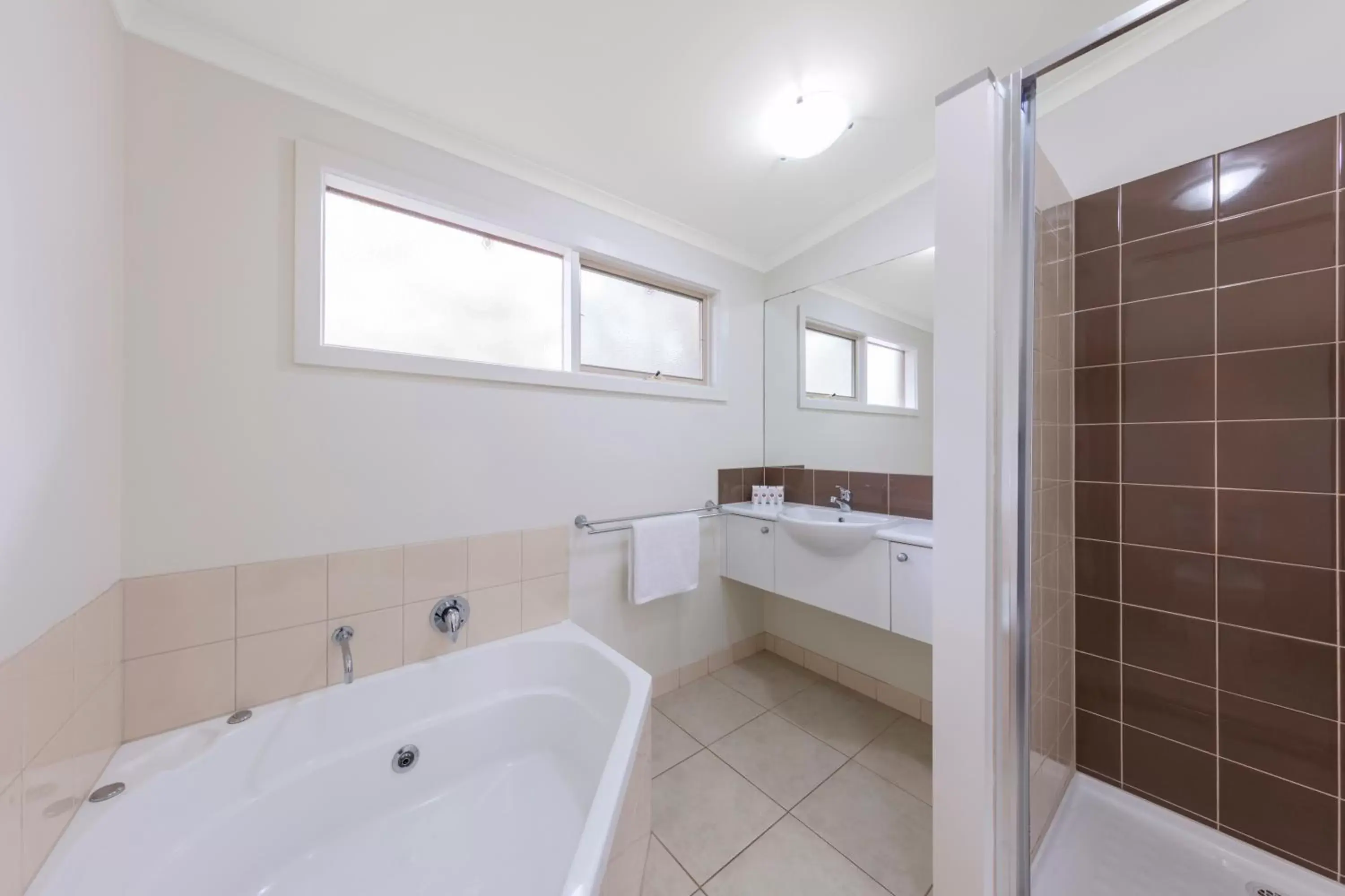 Shower, Bathroom in Ramada Resort by Wyndham Phillip Island