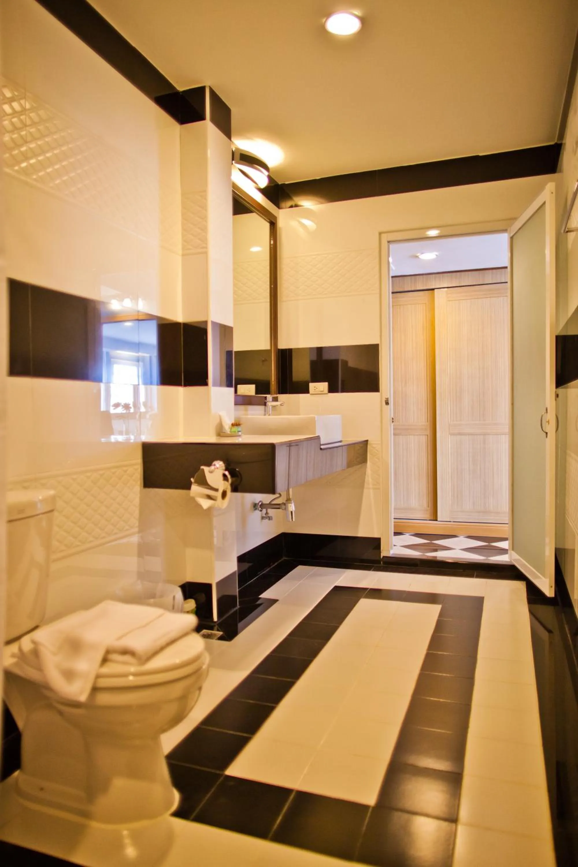 Bathroom in Paradise Hotel Udonthani