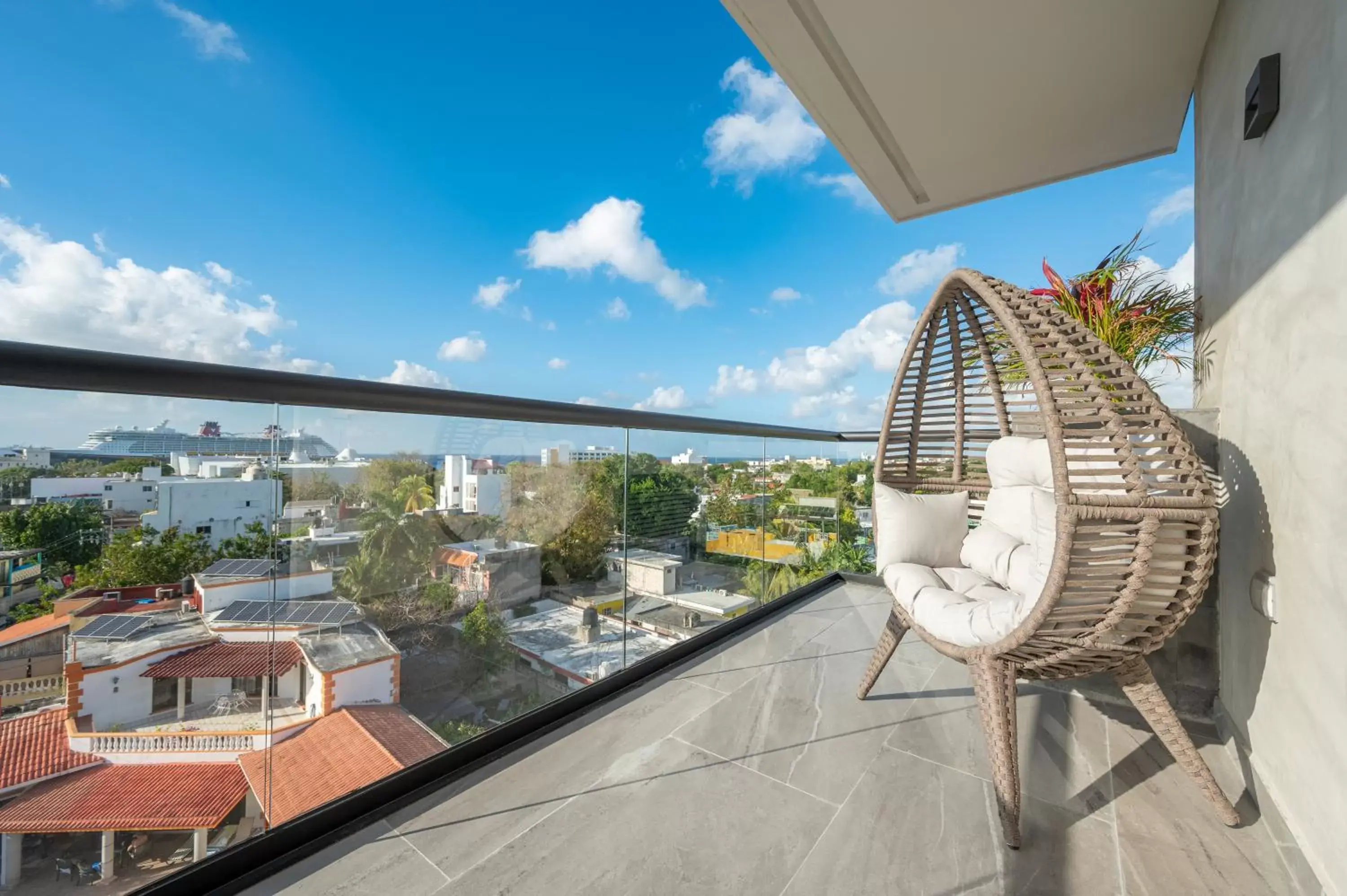 Balcony/Terrace in Kippal - Modern Oasis - ApartHotel