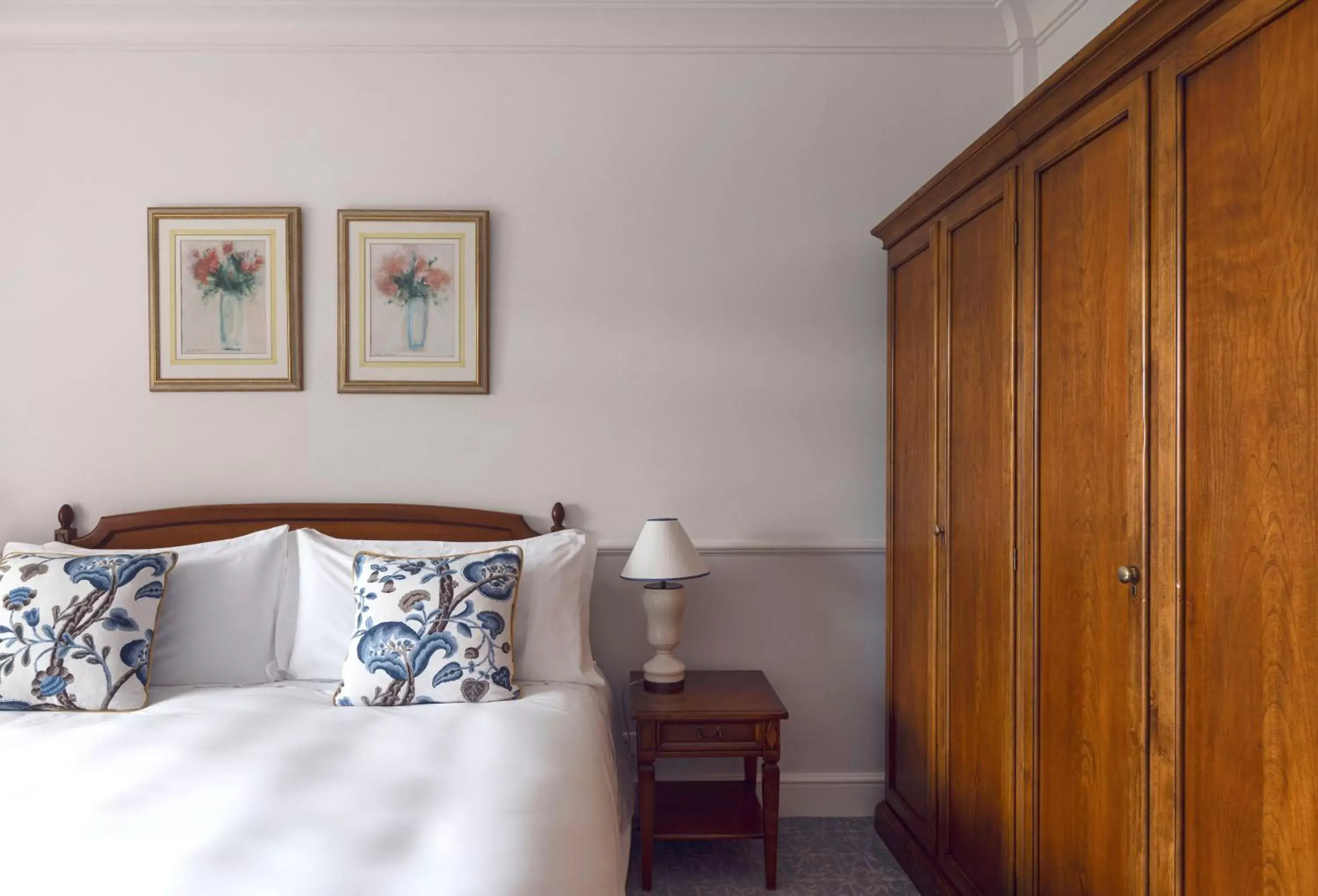 Bedroom, Bed in Reid's Palace, A Belmond Hotel, Madeira