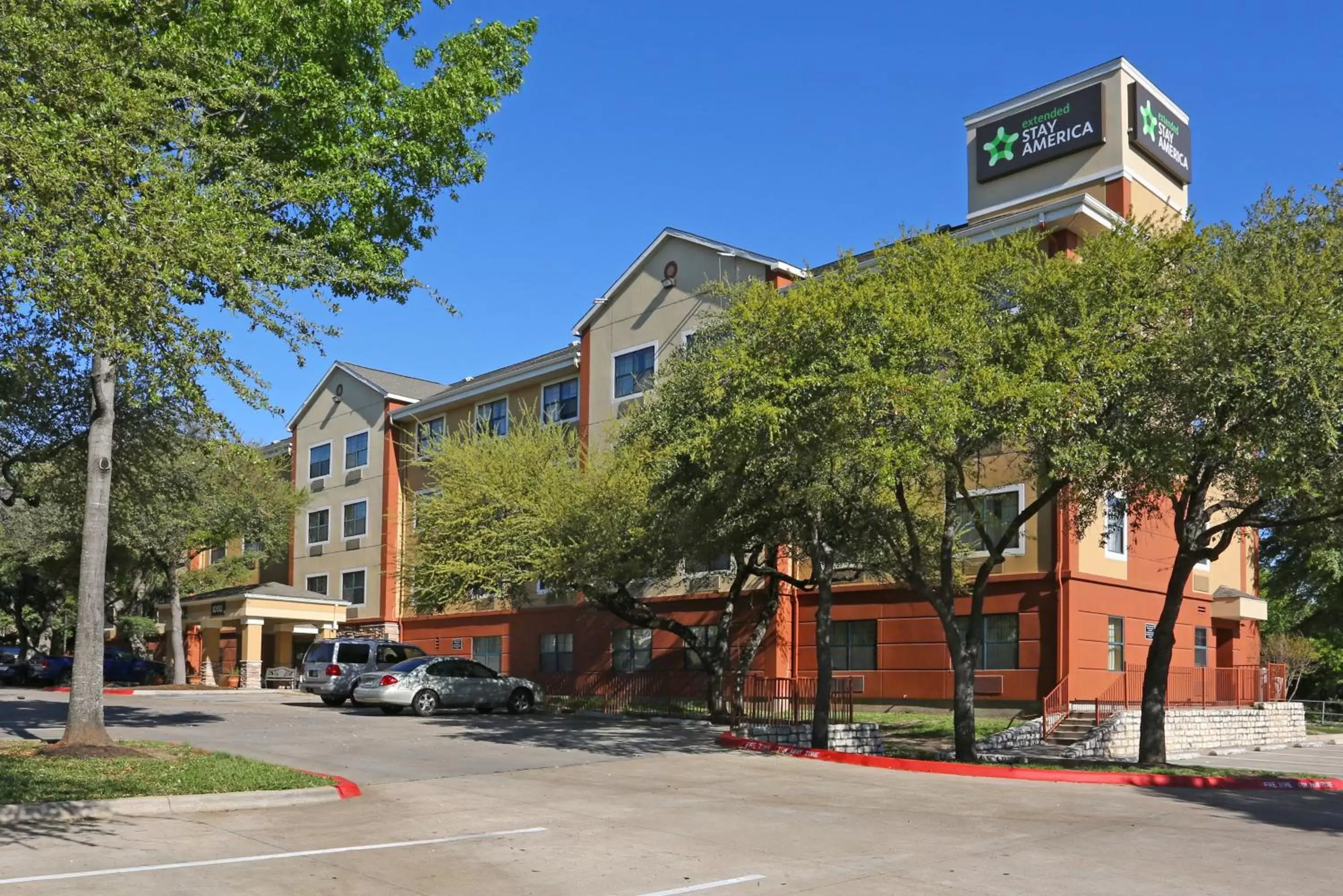 Property Building in Extended Stay America Suites - Austin - Northwest Arboretum