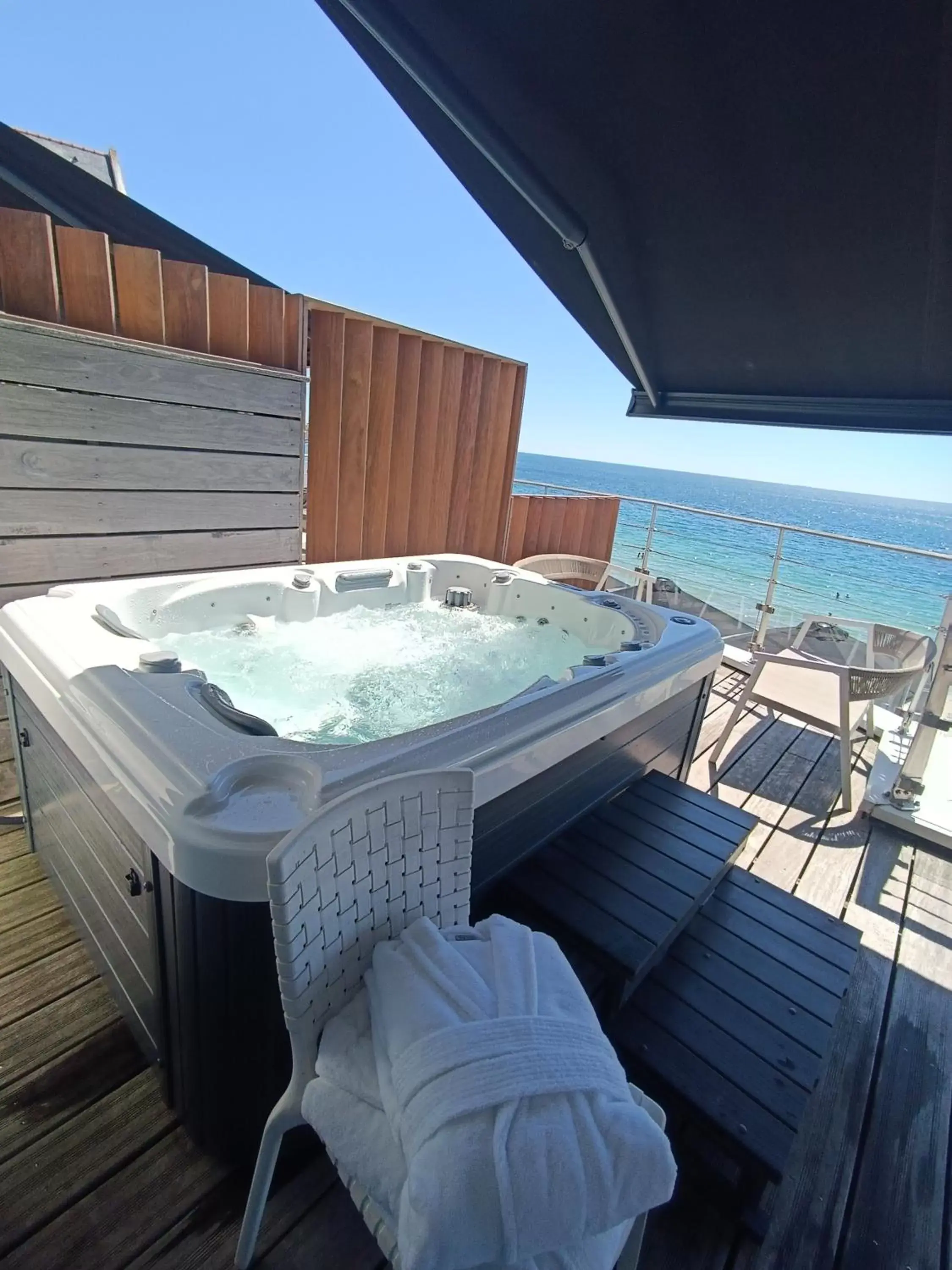 Hot Tub in Les Sables Blancs