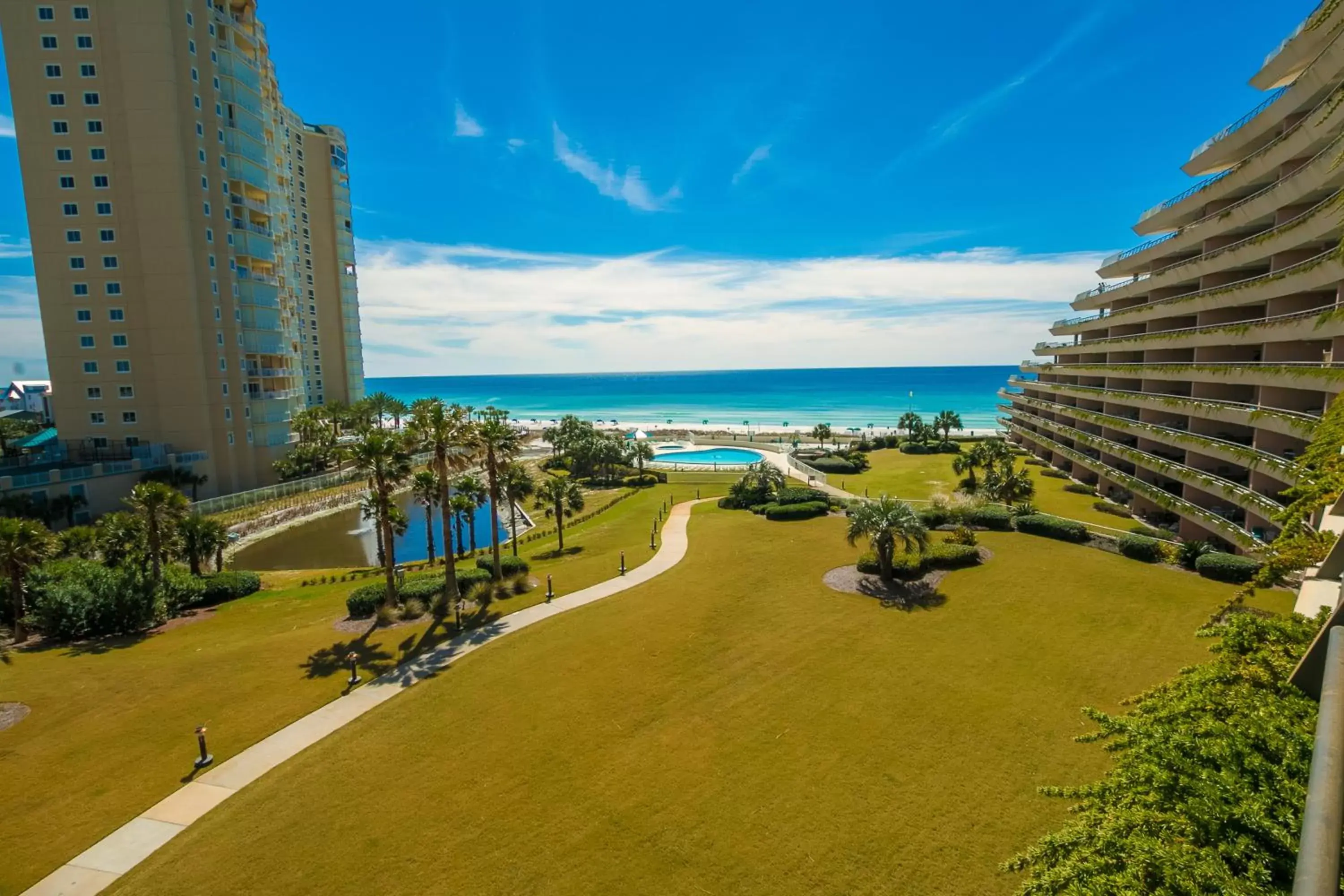 Pool View in Edgewater Beach Resort 602 Destin (Condo)