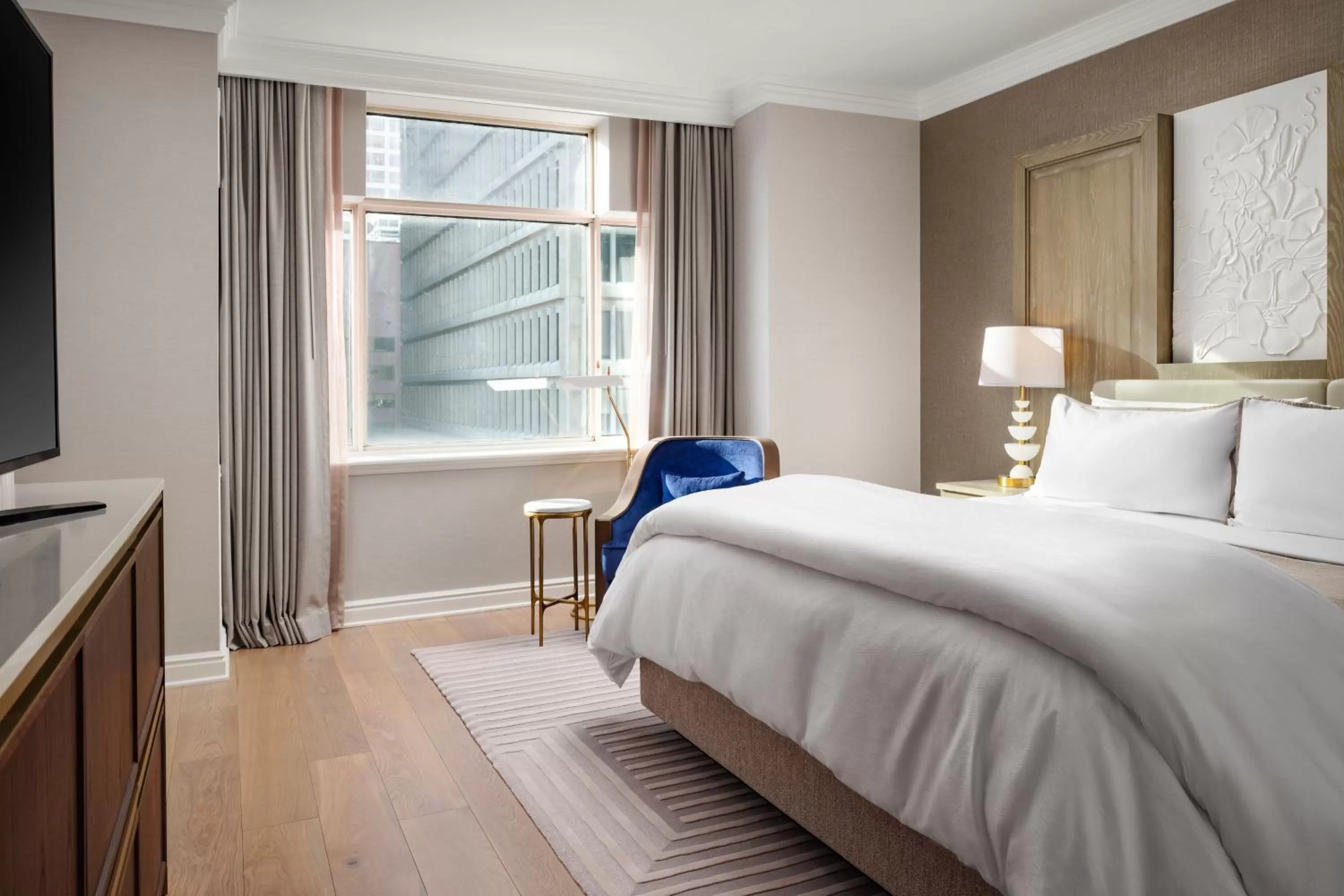 Bedroom, Bed in The Westin Philadelphia