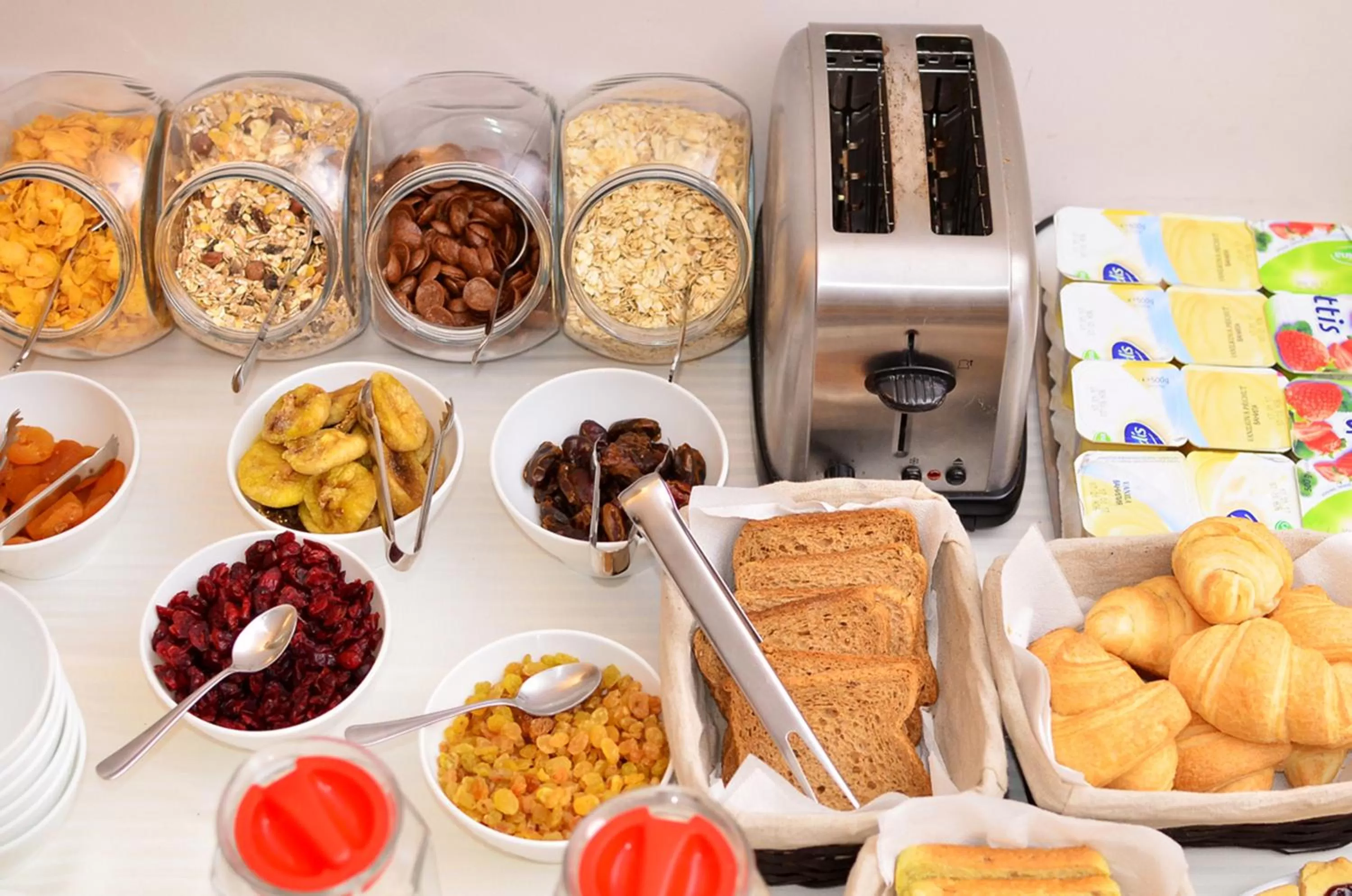 Continental breakfast in Hotel Vlaho