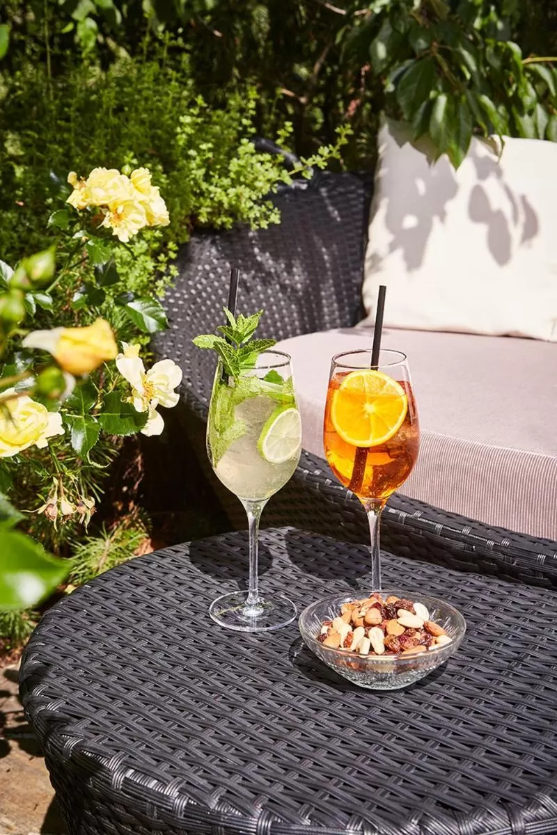 Food and drinks in Hotel Häuserl im Wald