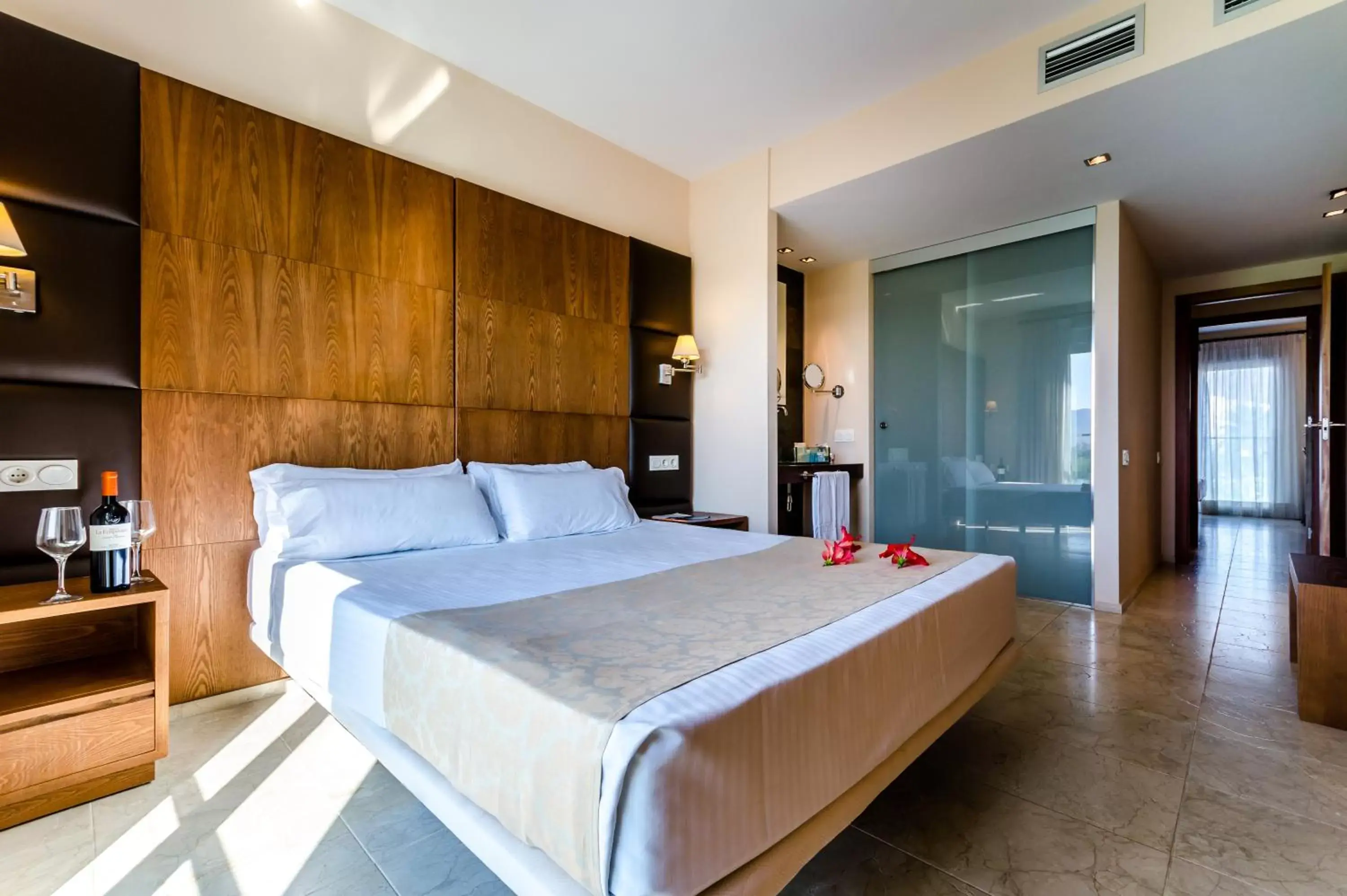Photo of the whole room, Bed in El Plantío Golf Resort