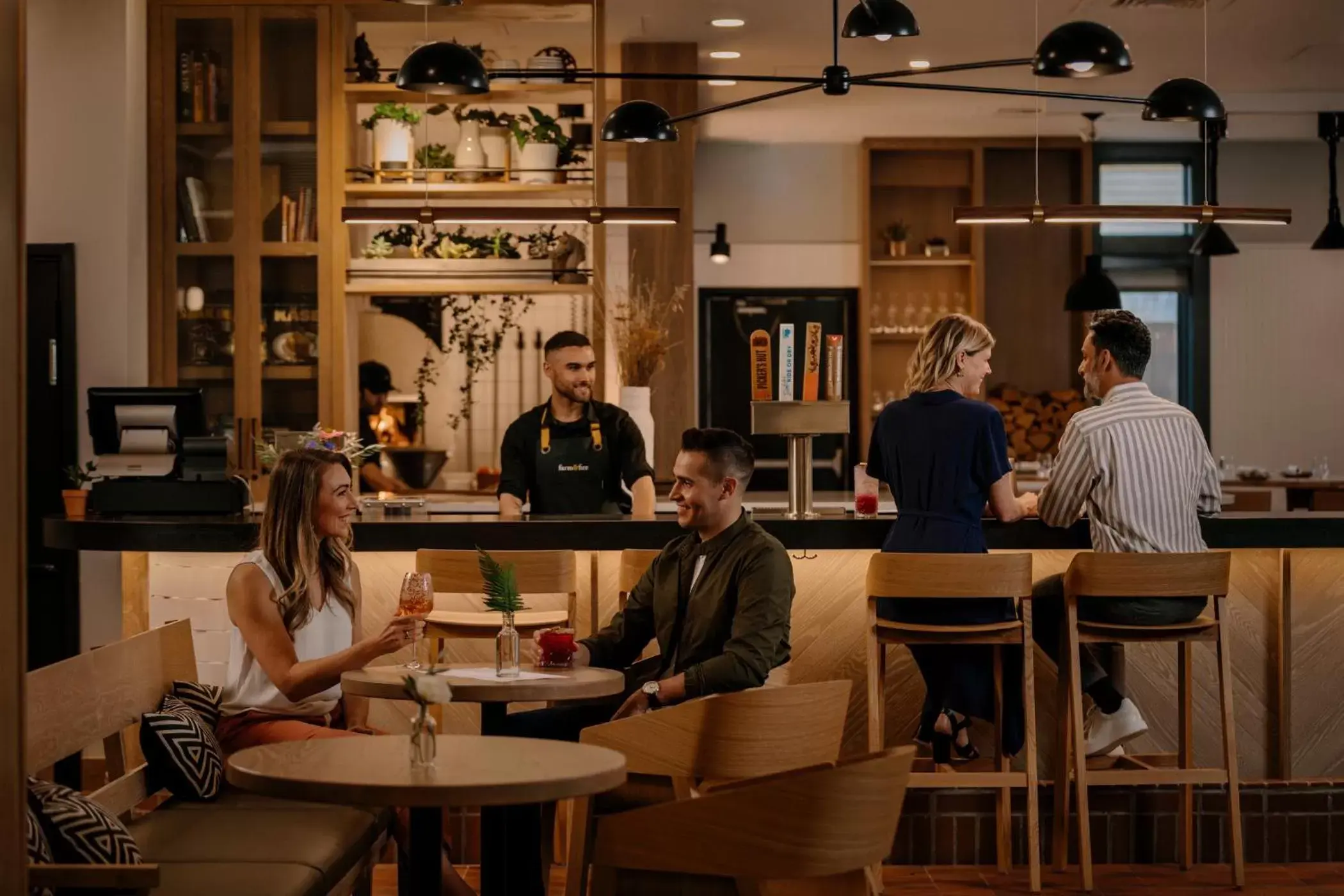 Restaurant/places to eat in Elk + Avenue Hotel Restaurant/places to eat in Elk + Avenue Hotel