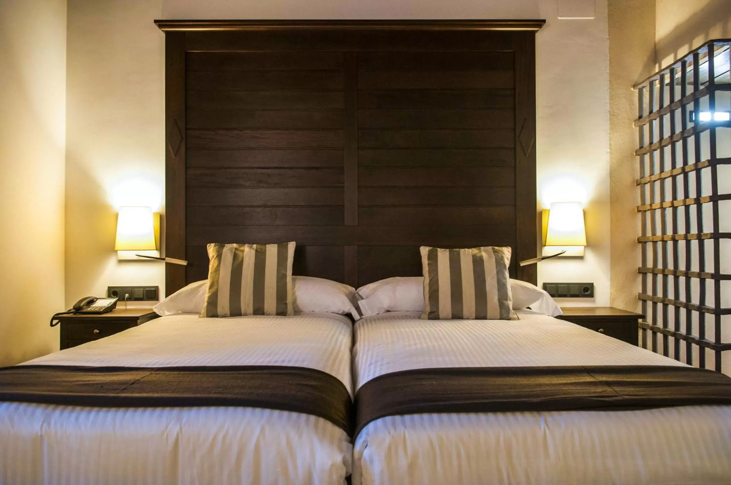 Bed in Hotel Convento Aracena & SPA