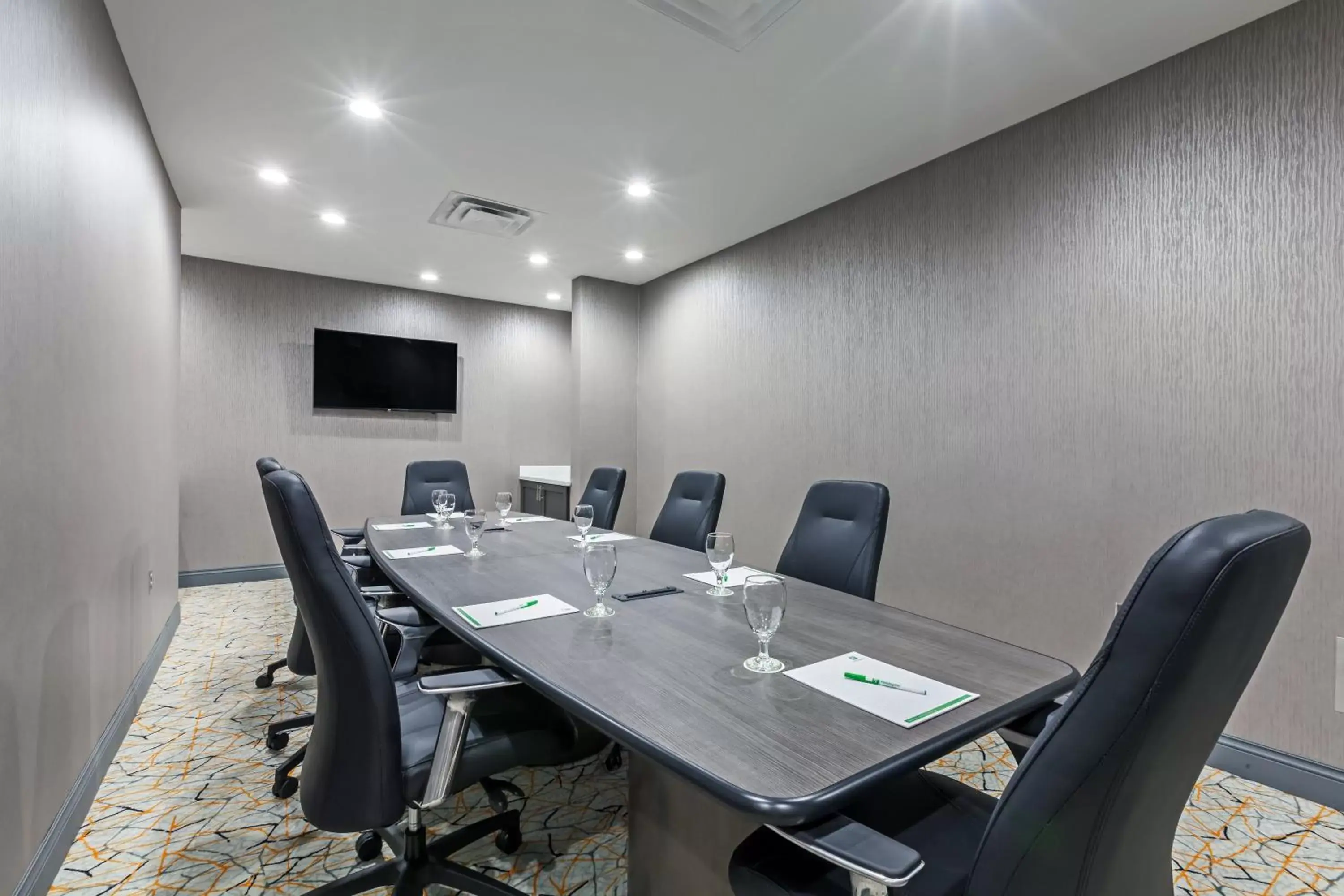 Meeting/conference room in Holiday Inn Houston NE-Bush Airport Area, an IHG Hotel