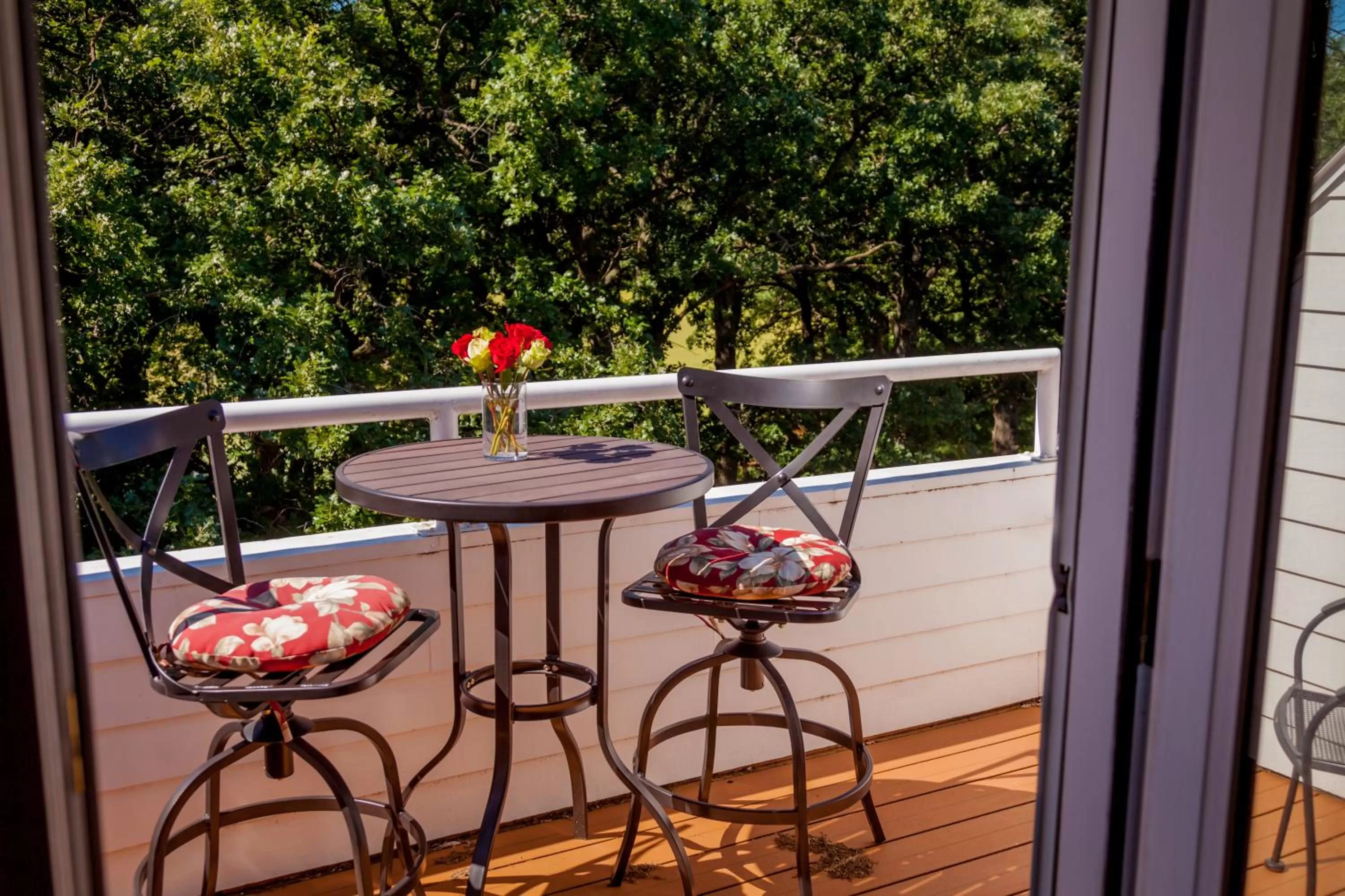 Balcony/Terrace in The Oakwood Inn
