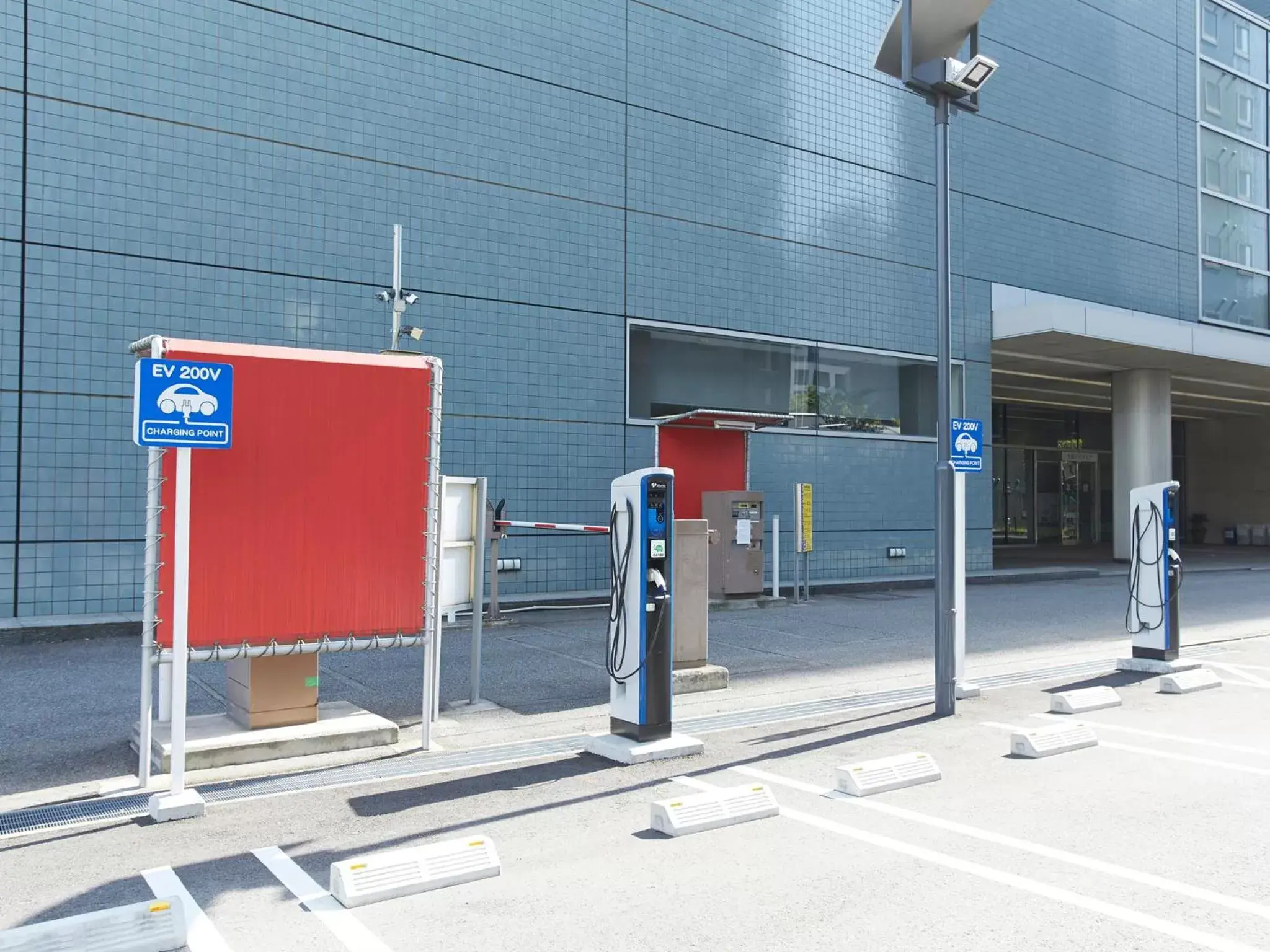 Property building in Osaka Academia Property building in Osaka Academia