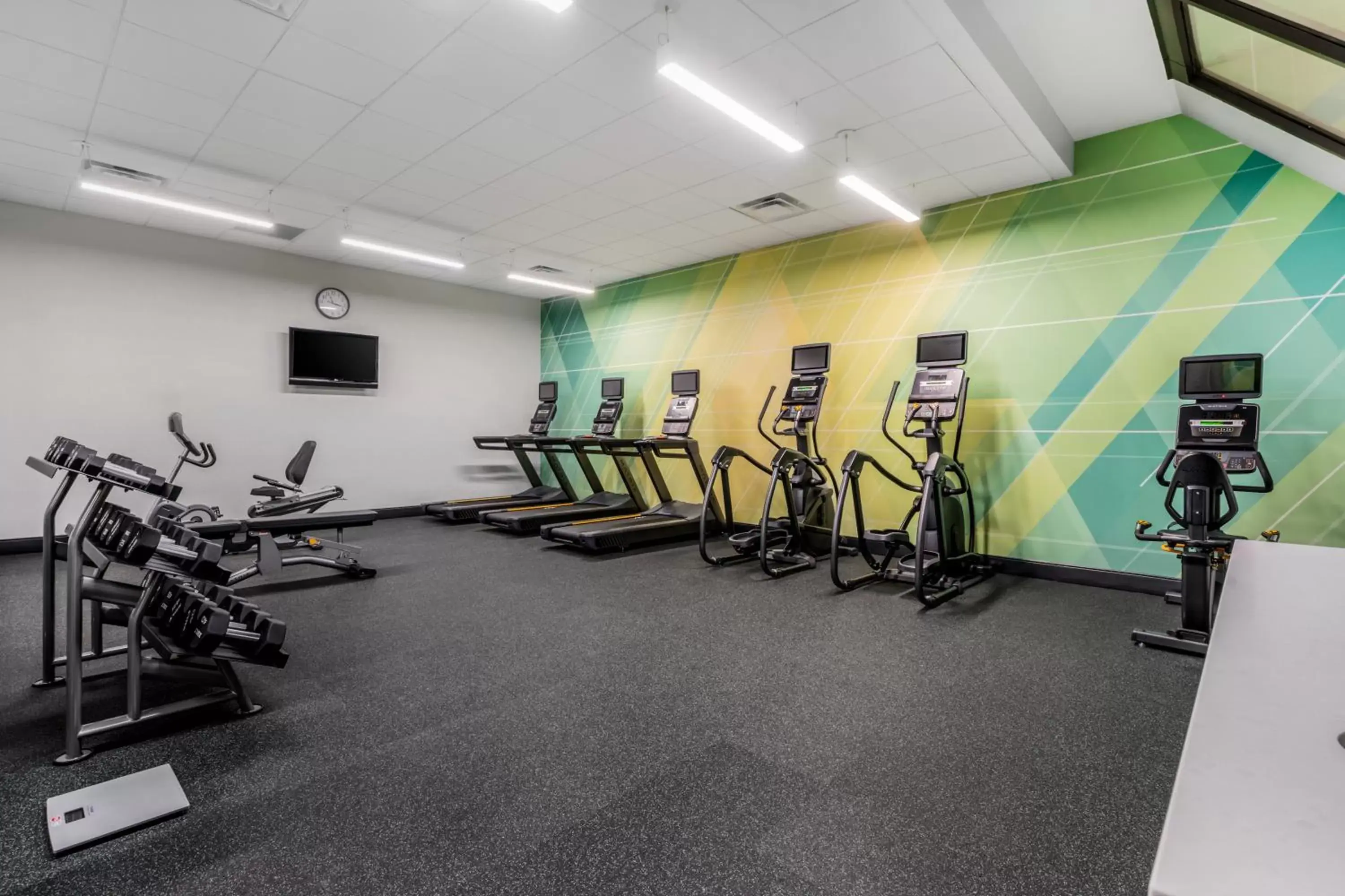 Fitness centre/facilities in Holiday Inn Orlando International Dr-ICON by IHG Fitness centre/facilities in Holiday Inn Orlando International Dr-ICON by IHG