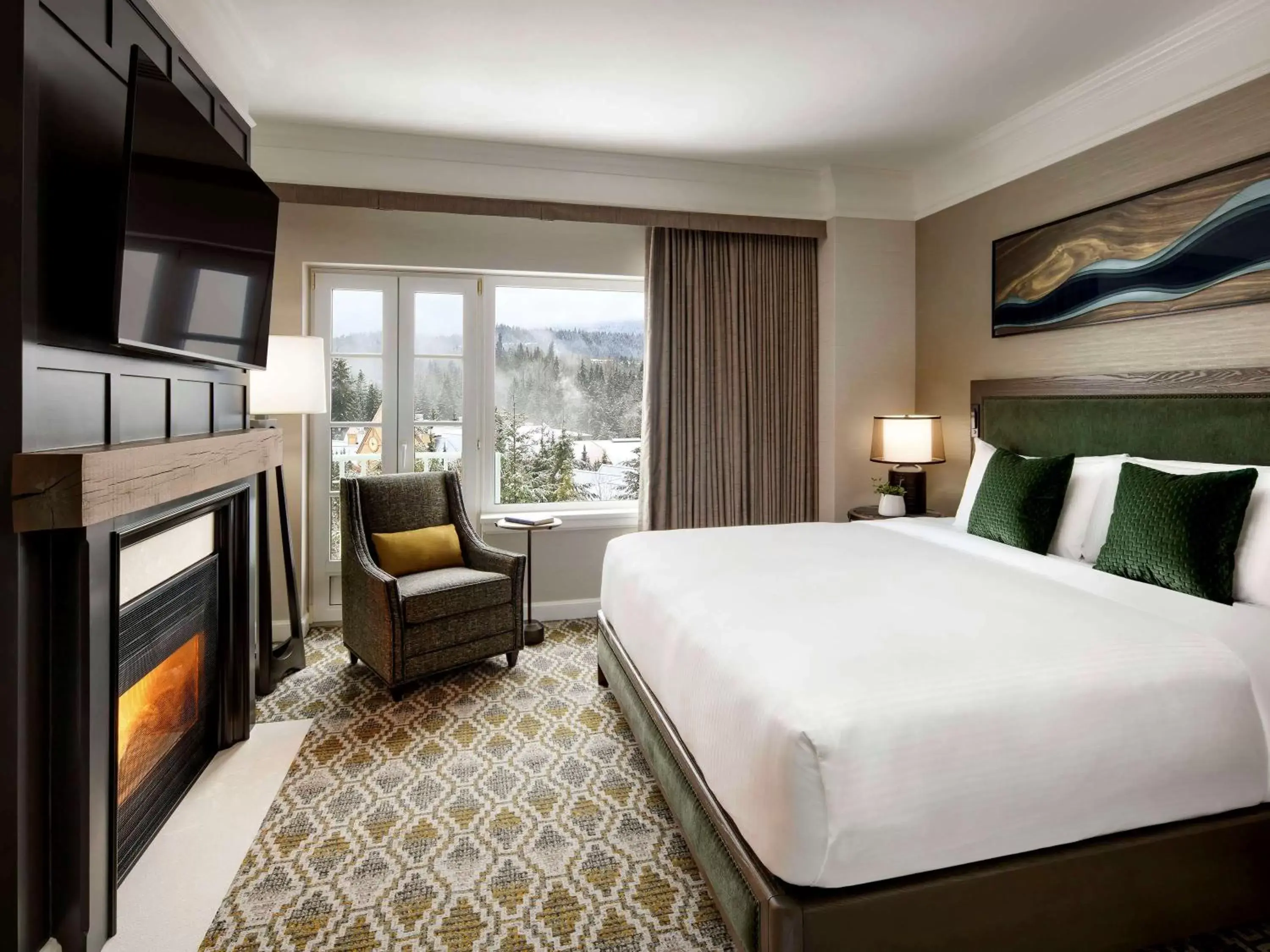 Photo of the whole room in Fairmont Chateau Whistler