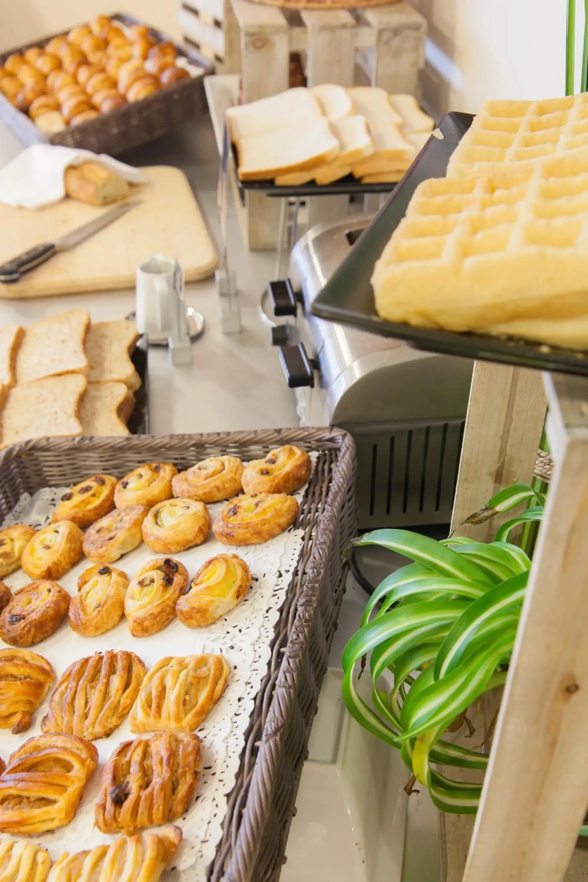 Breakfast in Hôtel Montaigne & Spa