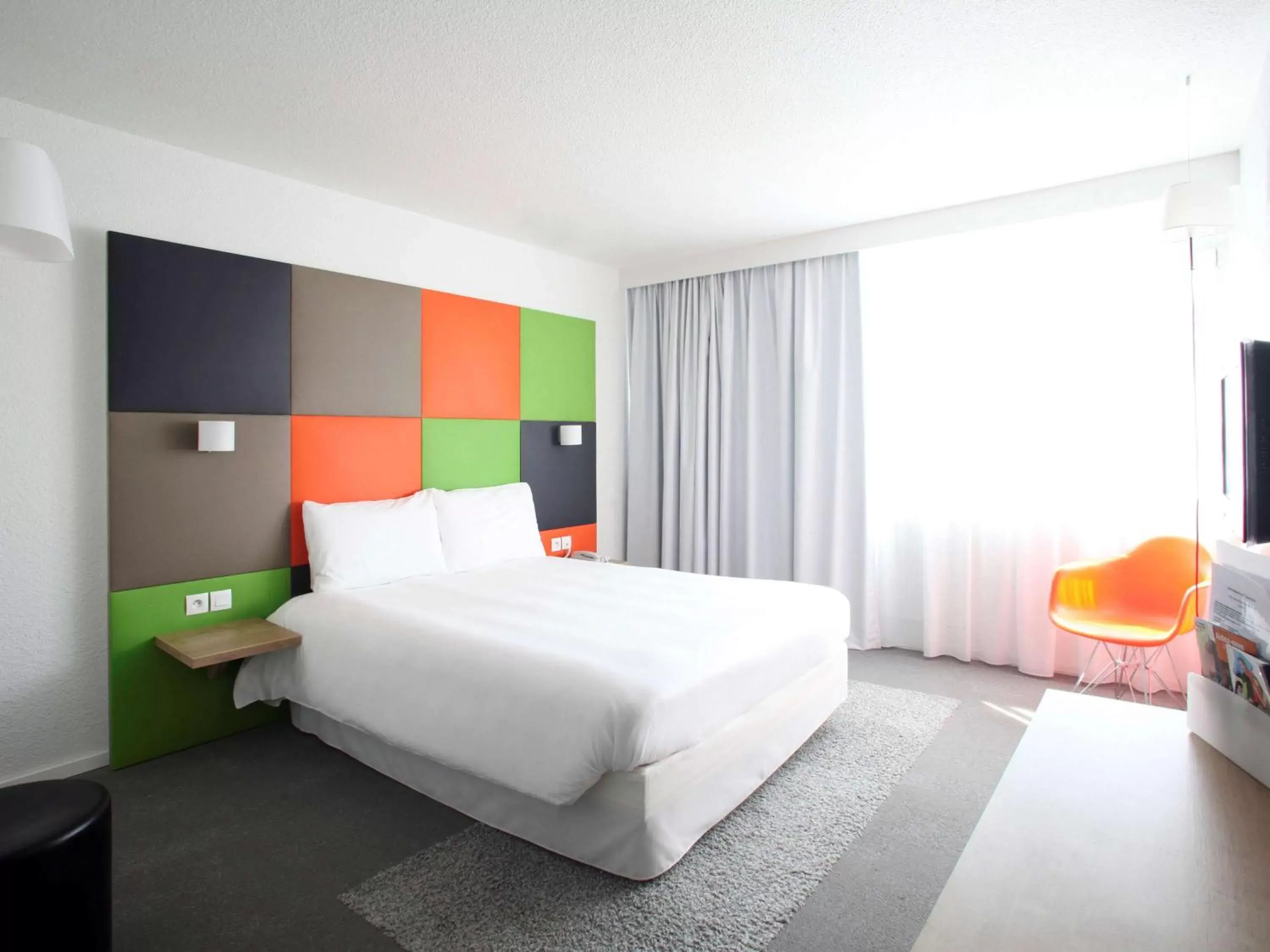 Photo of the whole room, Bed in ibis Styles Nancy Sud