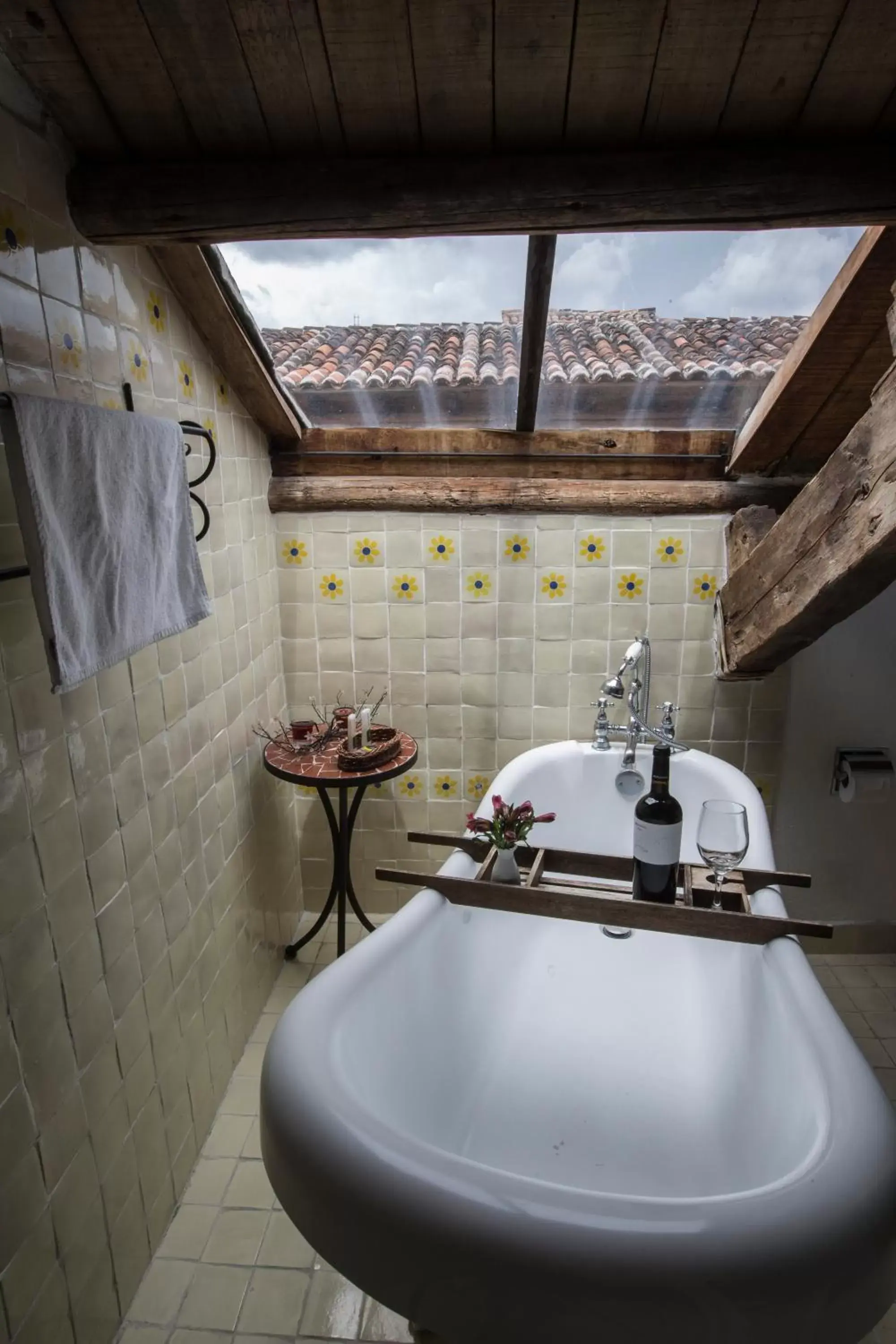 Bathroom in Hotel Casavieja