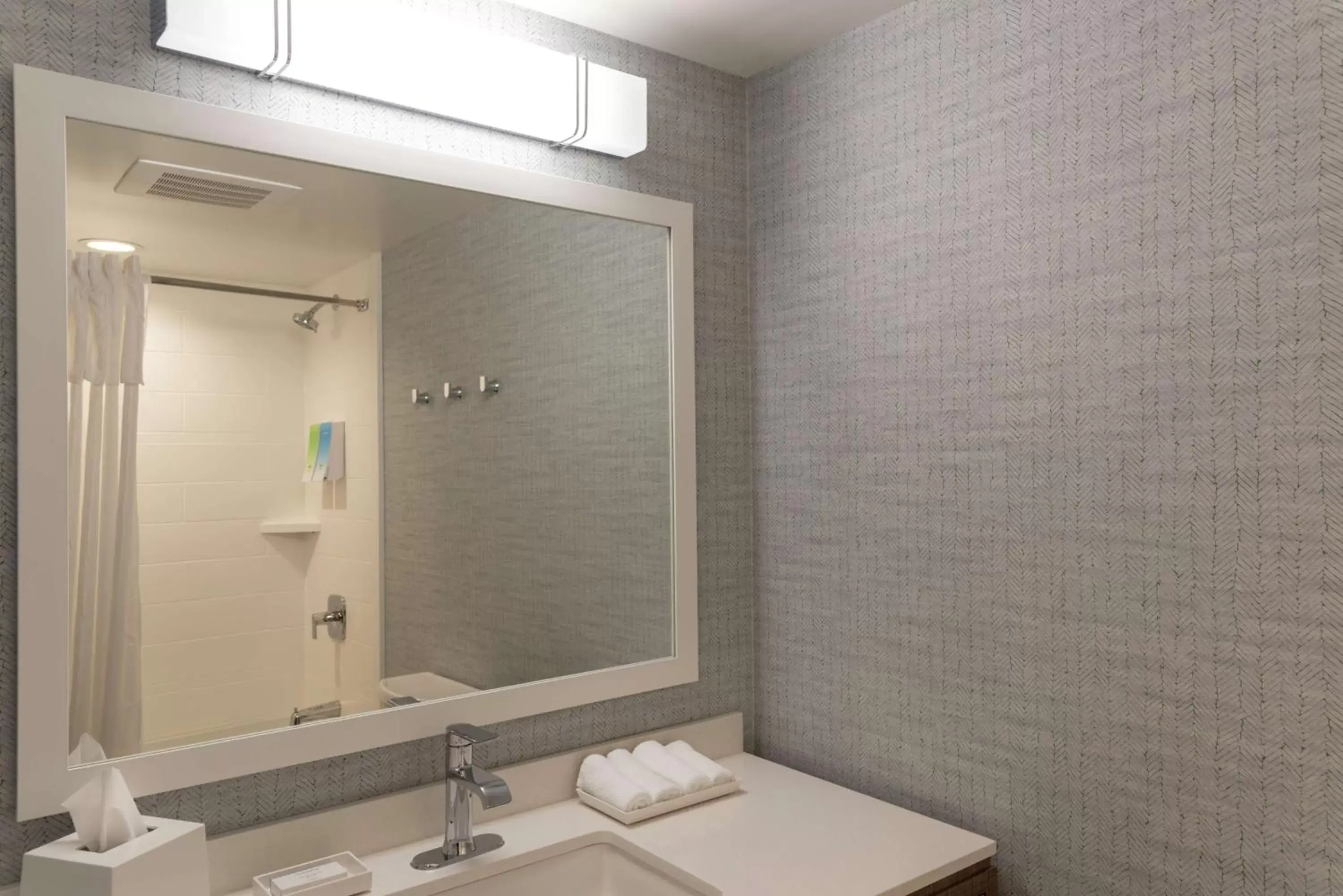 Bathroom in Home2 Suites By Hilton Indianapolis Airport