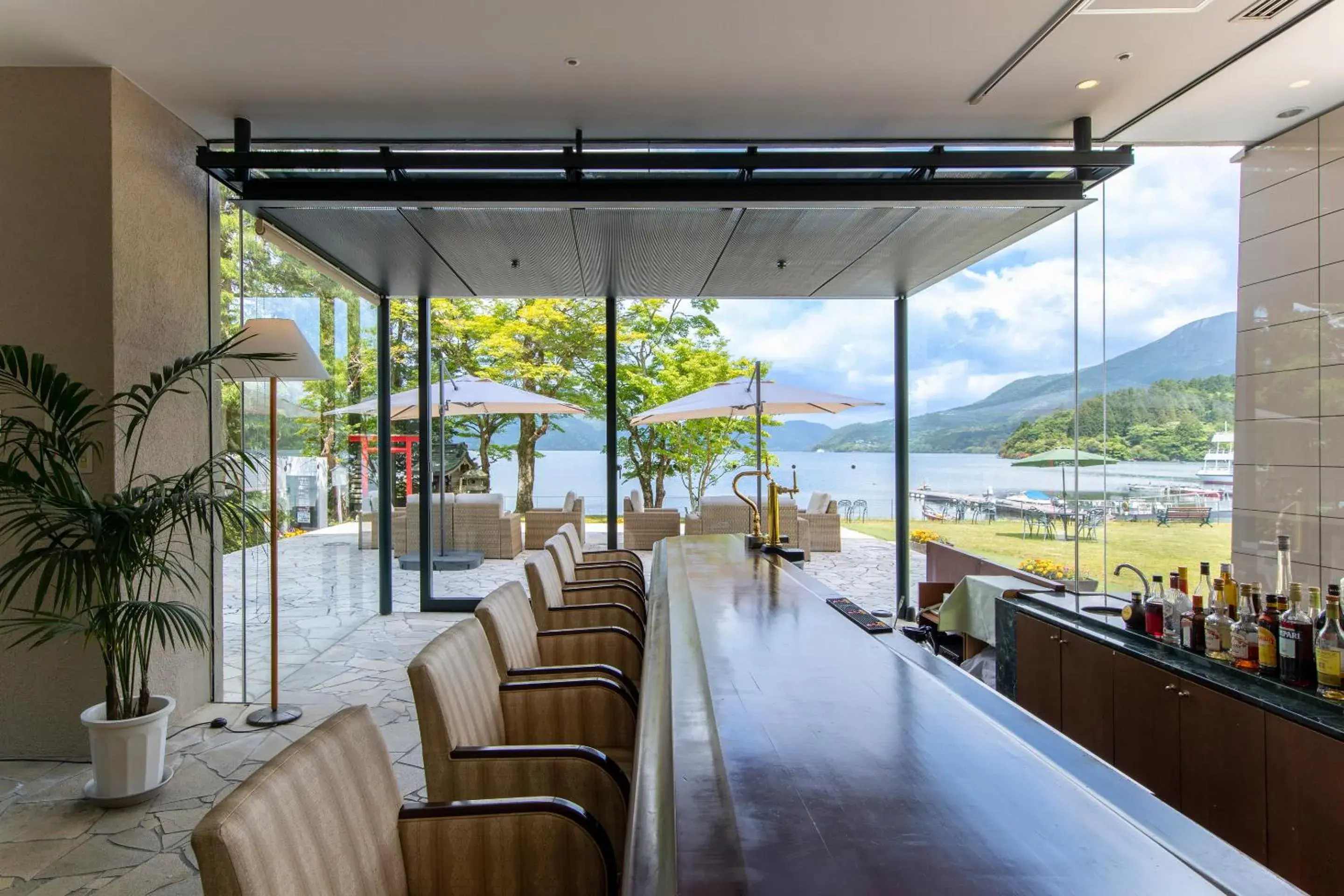 Lounge or bar in Hakone Hotel