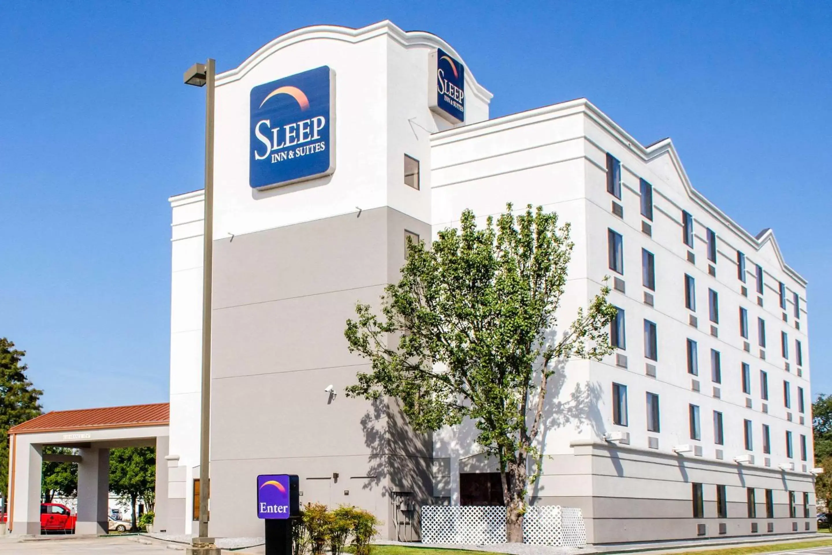 Property Building in Sleep Inn & Suites Metairie