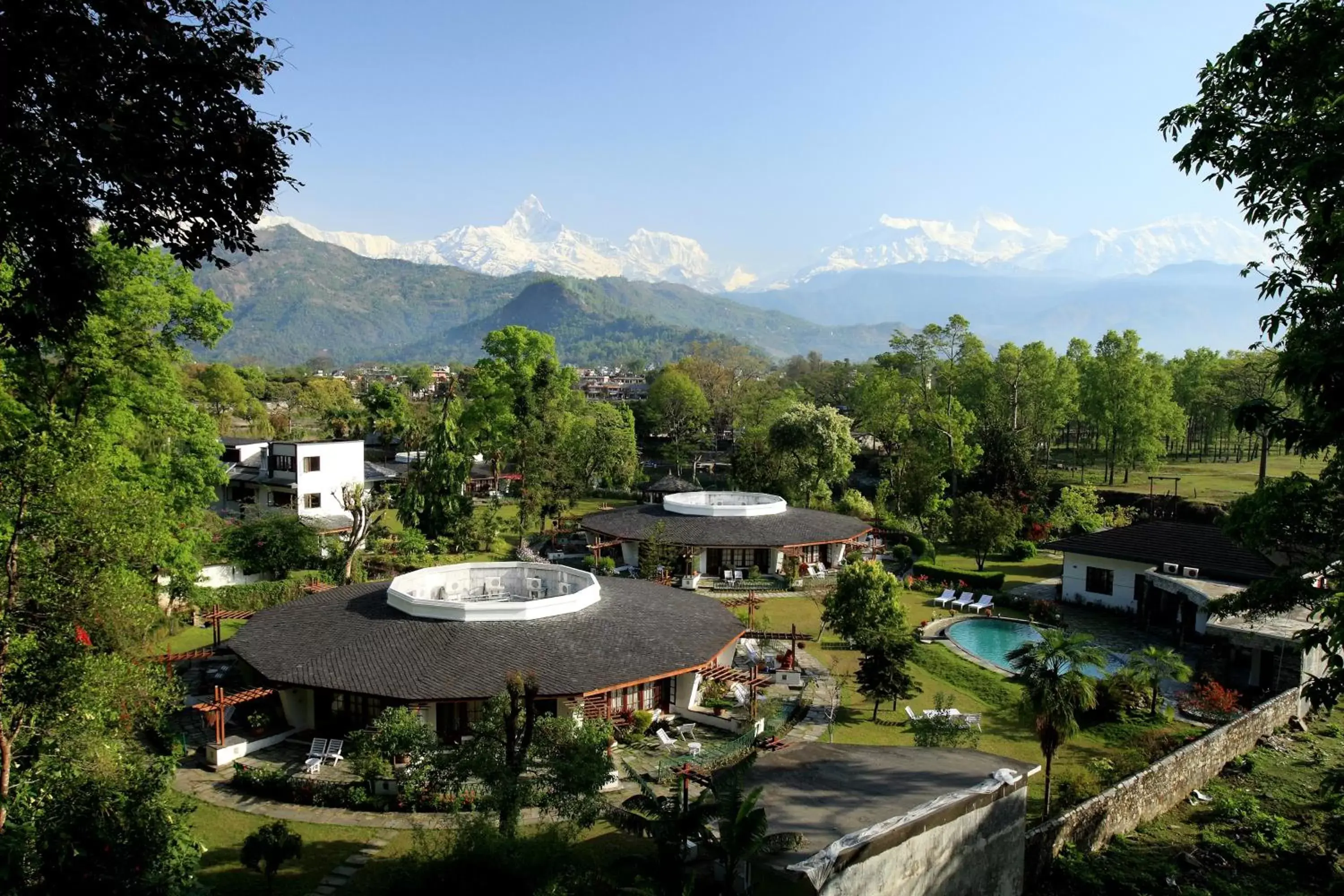 Bird's eye view, Mountain View in Fish Tail Lodge