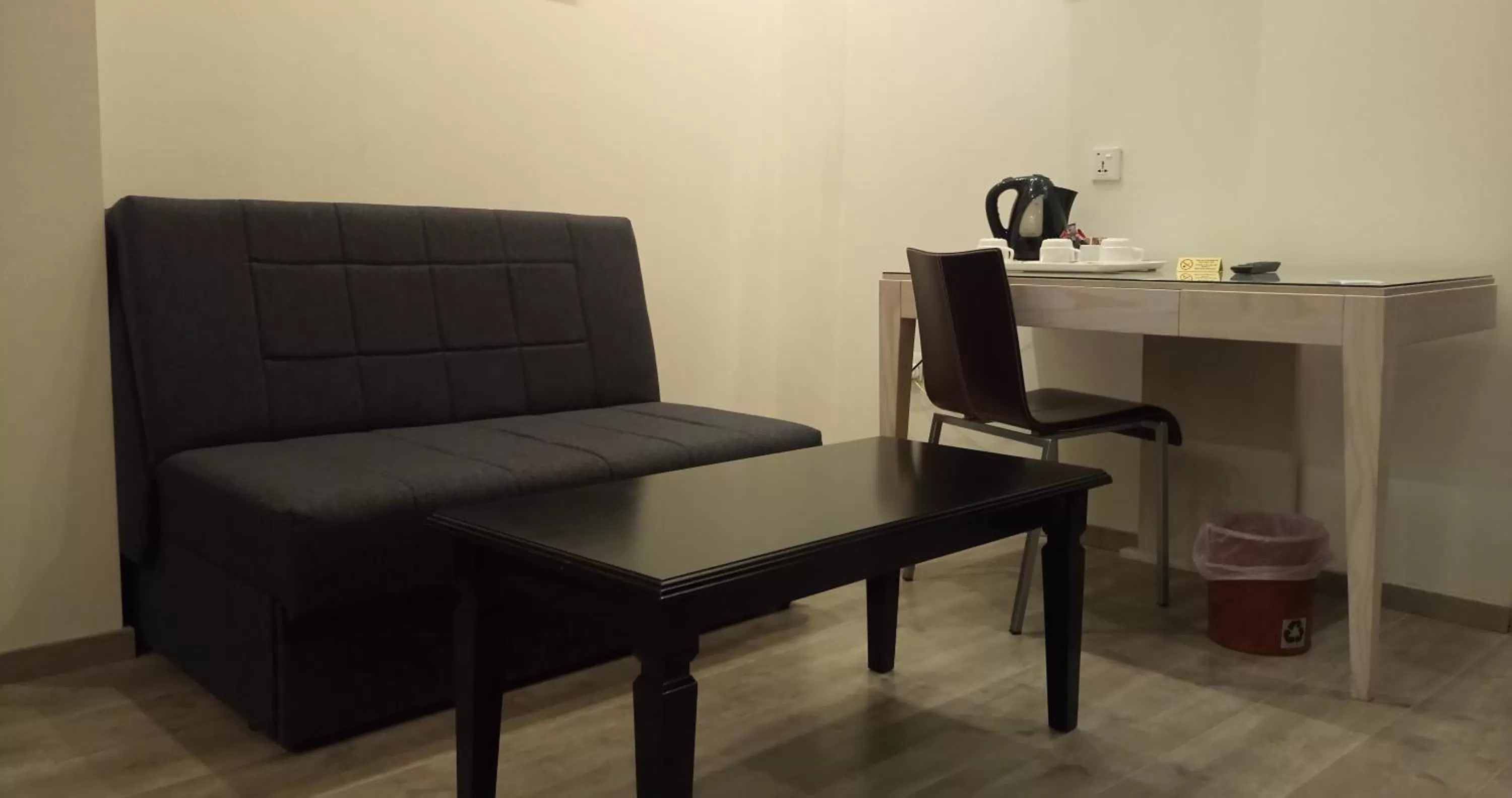 Seating area in Castelli Hotel Nicosia