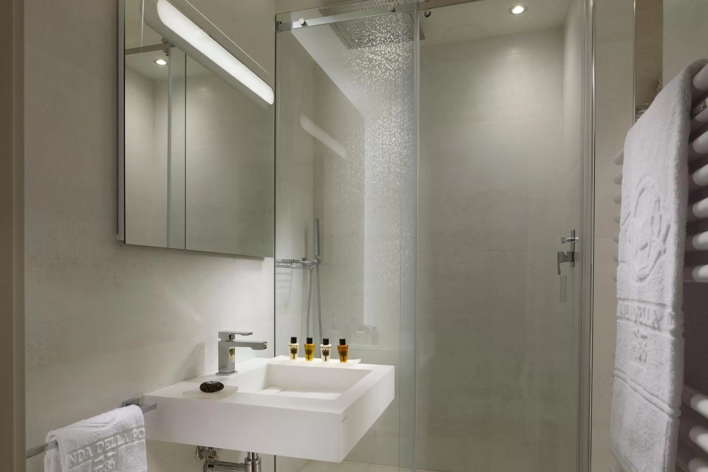 Bathroom in Locanda della Posta Boutique Hotel