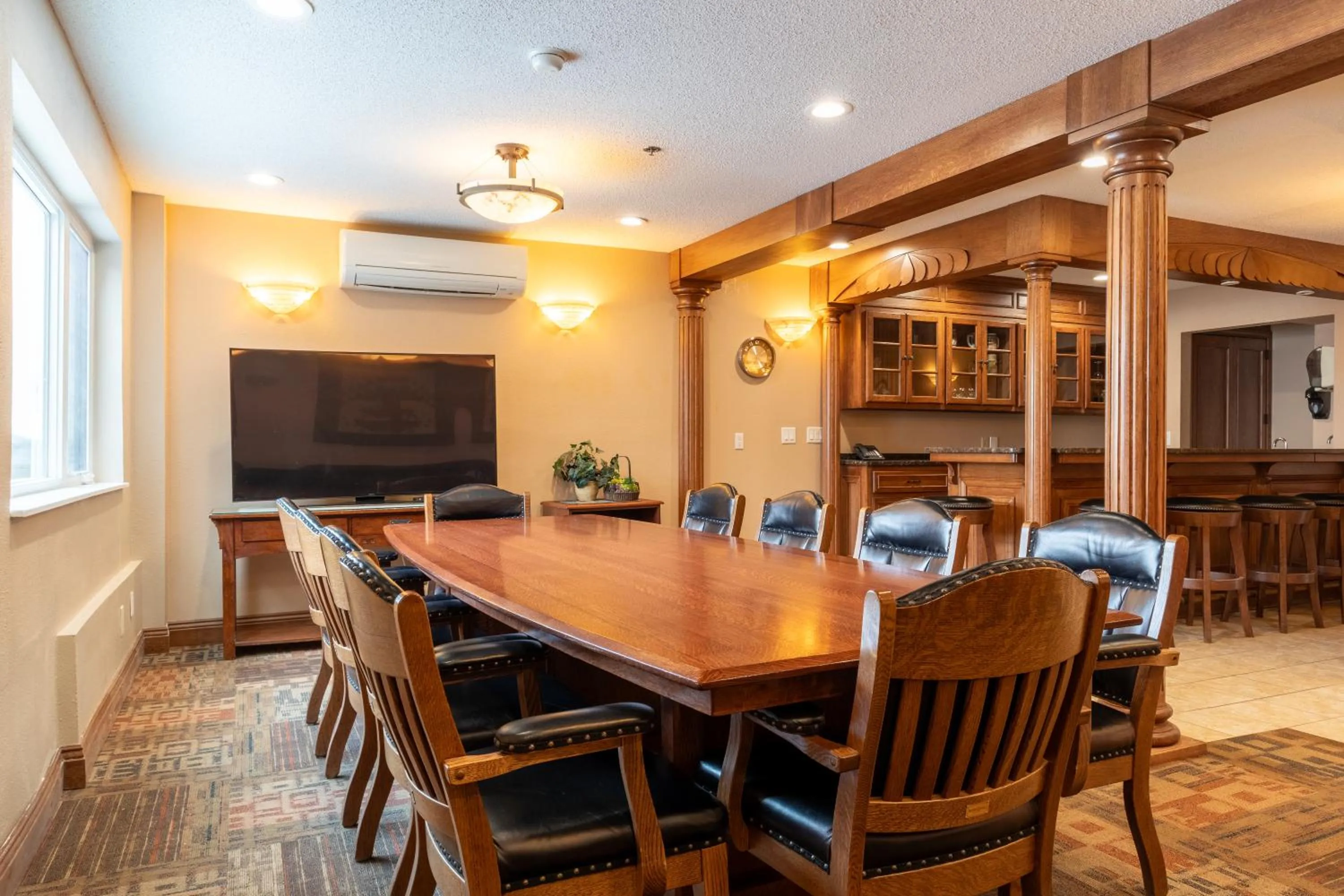 Meeting/conference room in Norland Inn & Suites Roseau