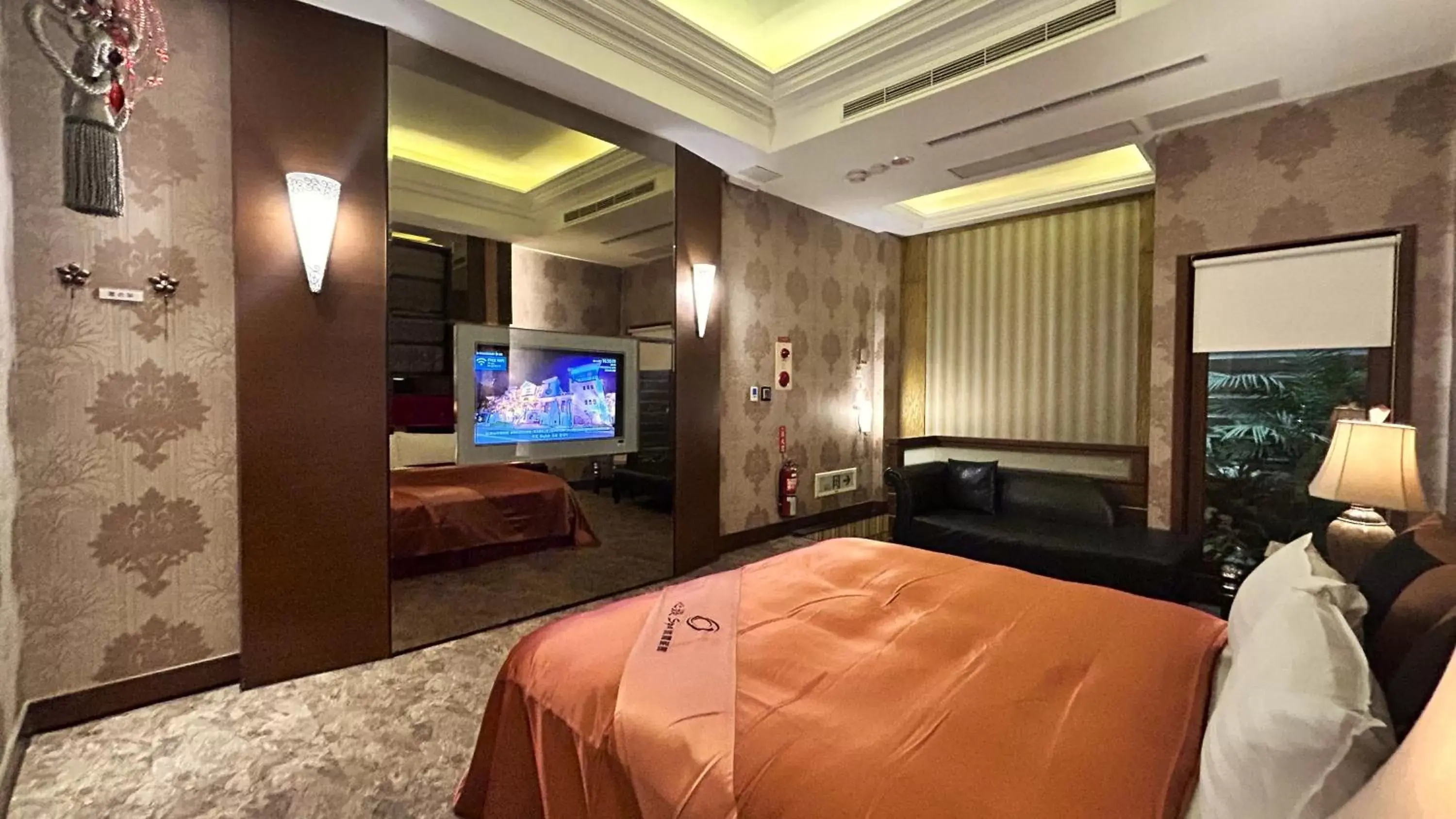 Photo of the whole room, Bed in Shining Motel Photo of the whole room, Bed in Shining Motel