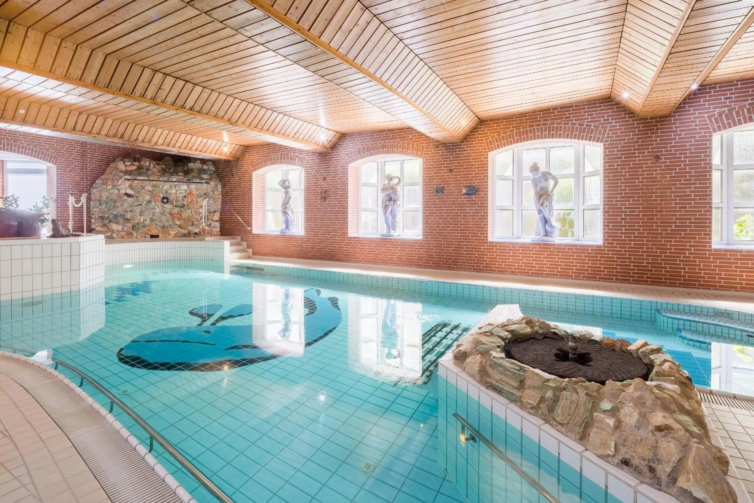 Swimming pool in Nordsee Hotel Borkum