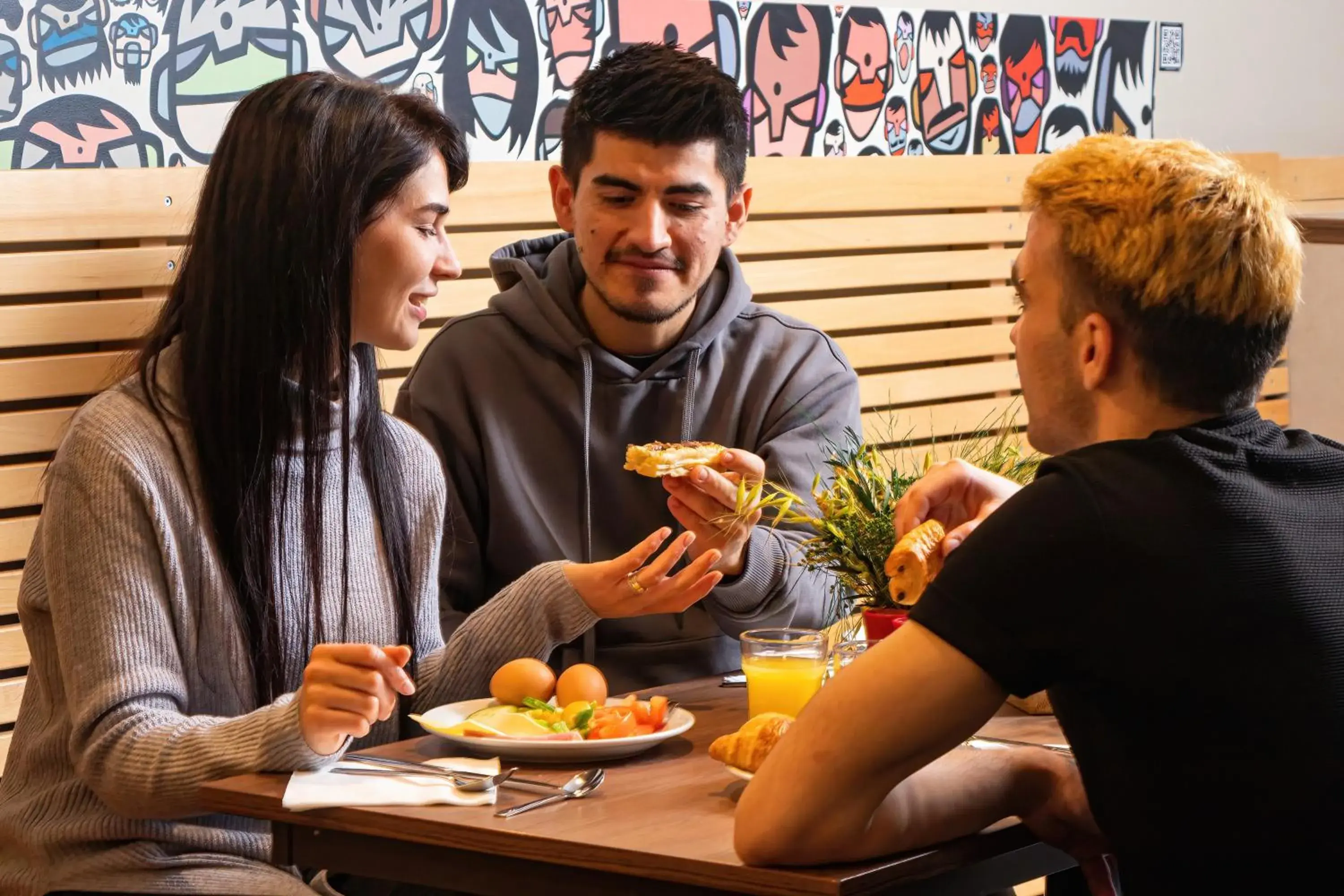 Breakfast, Guests in MEININGER Hotels Bruxelles City Center